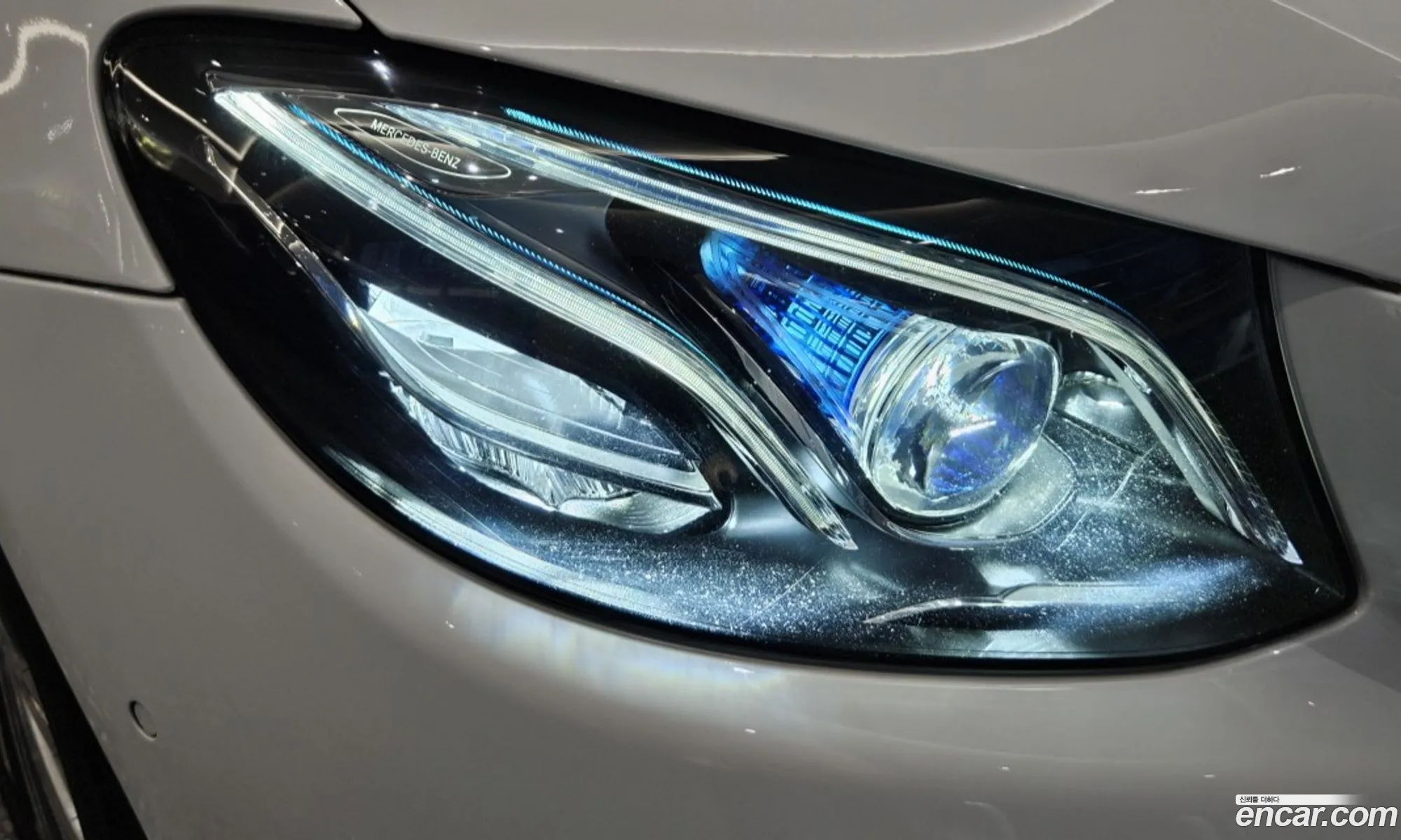 Mercedes-Benz E-Class W213 2018 — 14
