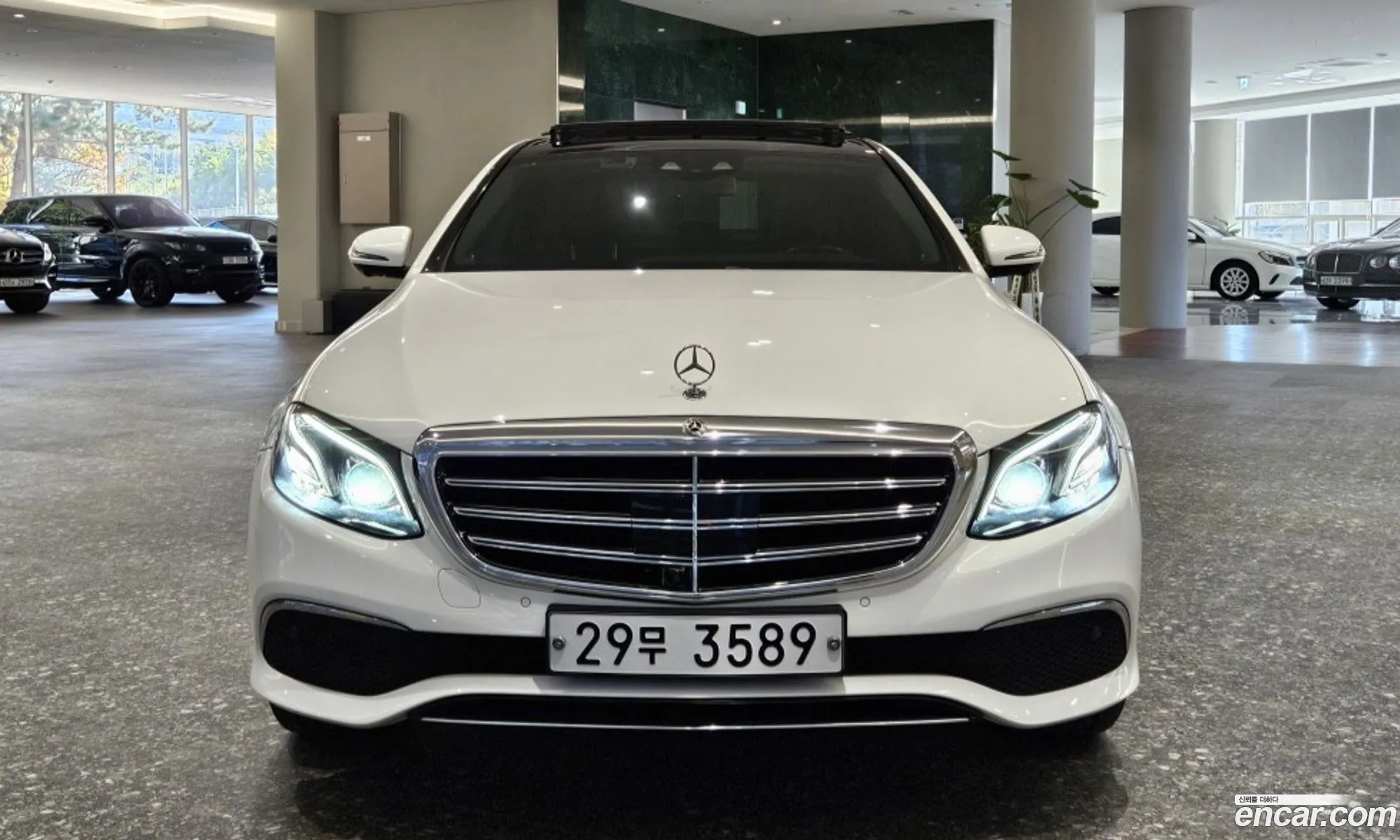 Mercedes-Benz E-Class W213 2018 — 16