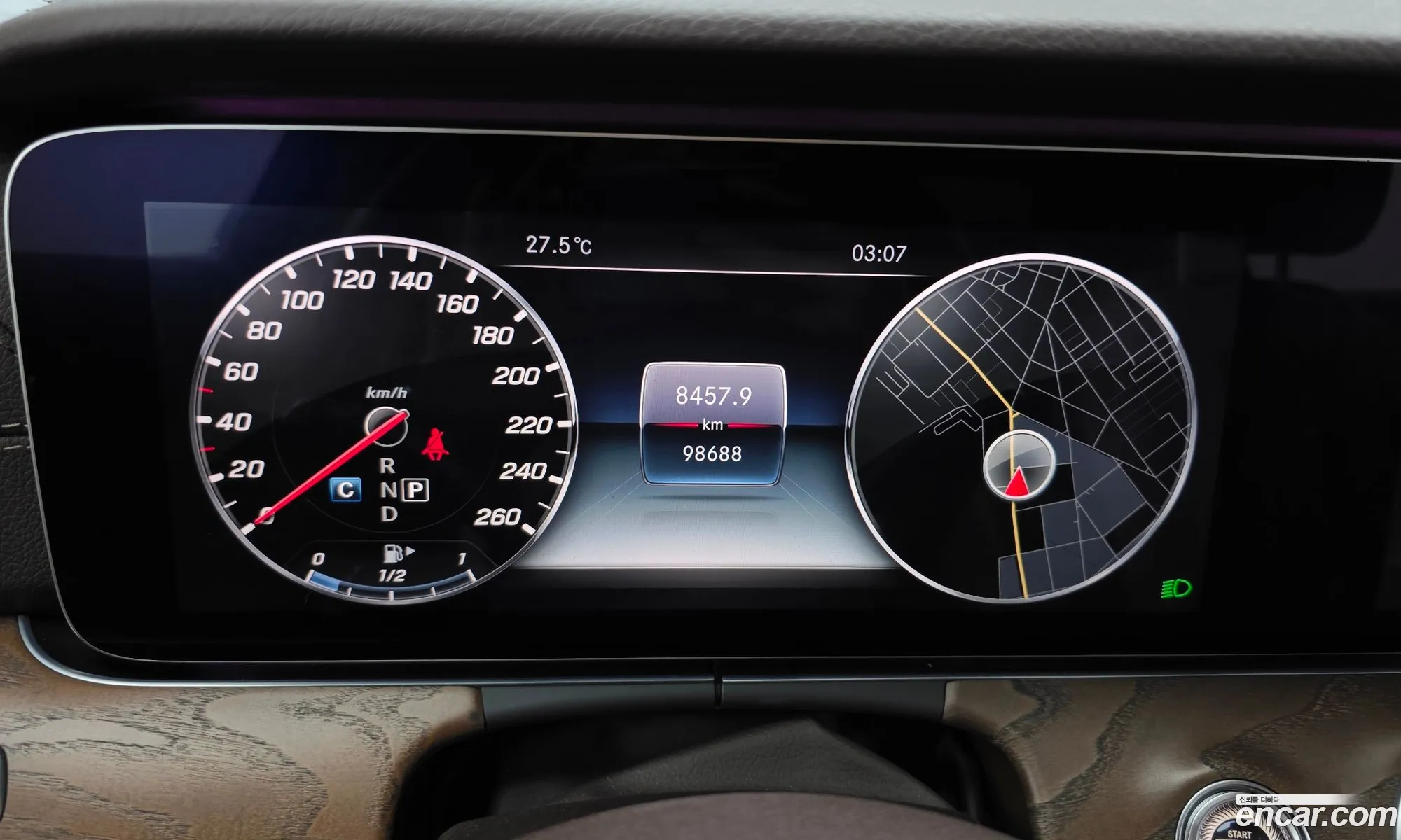 Mercedes-Benz E-Class W213 2018 WDDZF4KB5JA483496 — 12