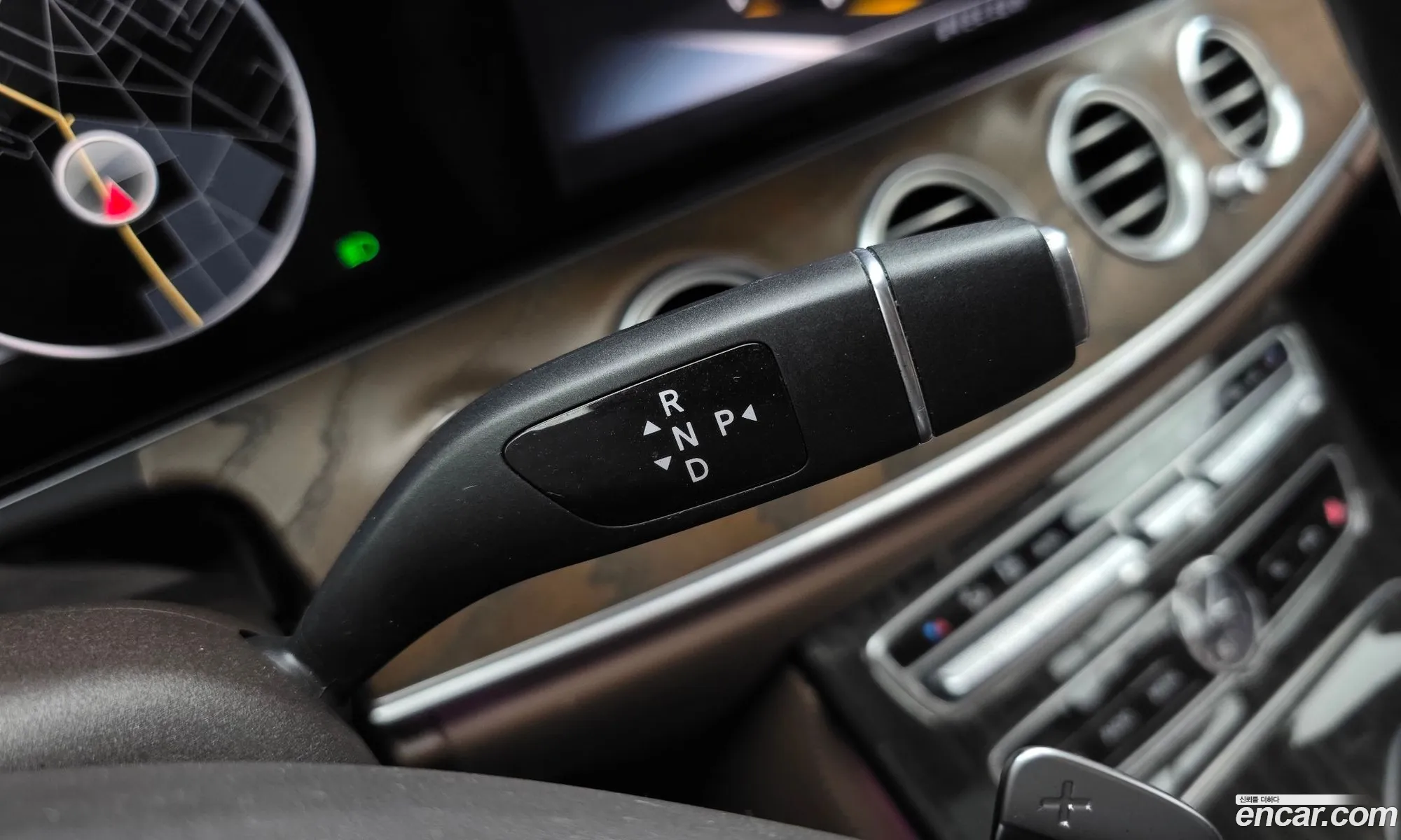 Mercedes-Benz E-Class W213 2018 WDDZF4KB5JA483496 — 24