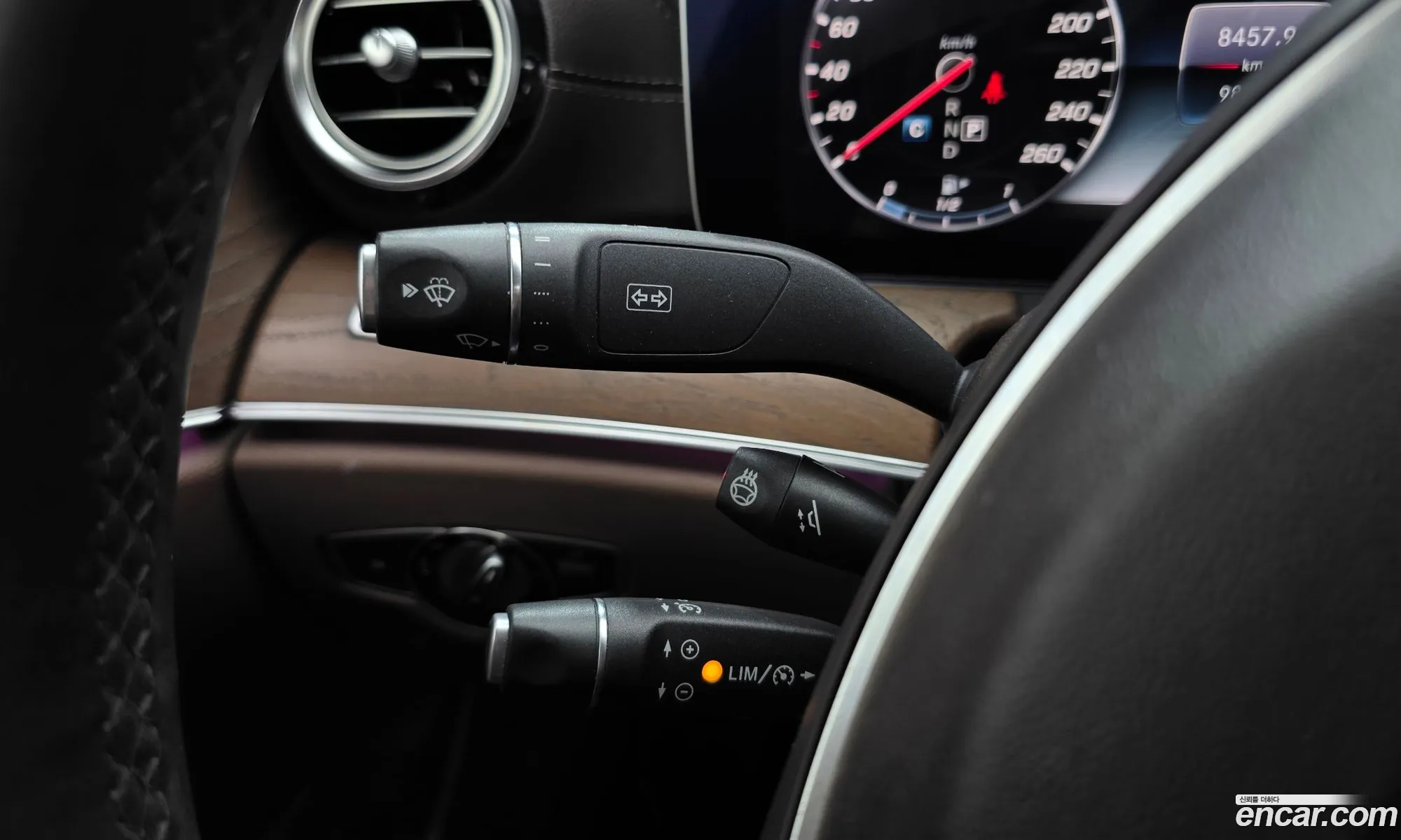 Mercedes-Benz E-Class W213 2018 WDDZF4KB5JA483496 — 7