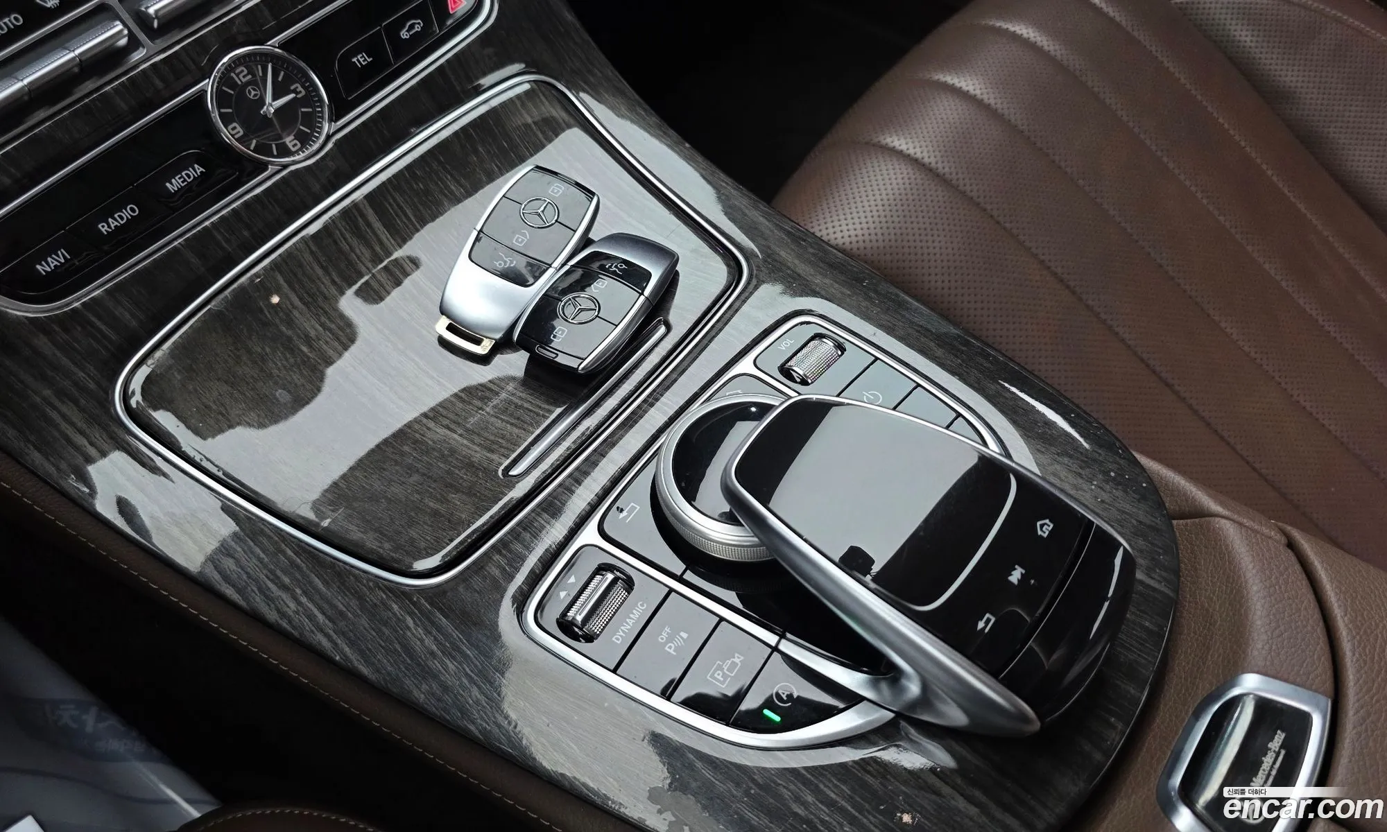 Mercedes-Benz E-Class W213 2018 WDDZF4KB5JA483496 — 27