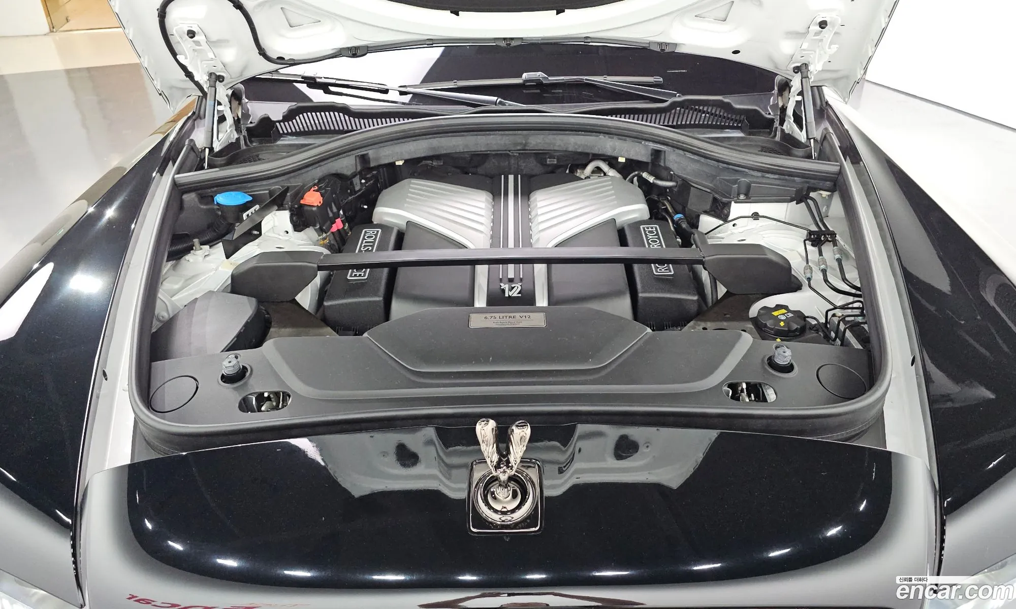 Rolls-Royce Cullinan 2022 SCATV410XNU213548 — 14
