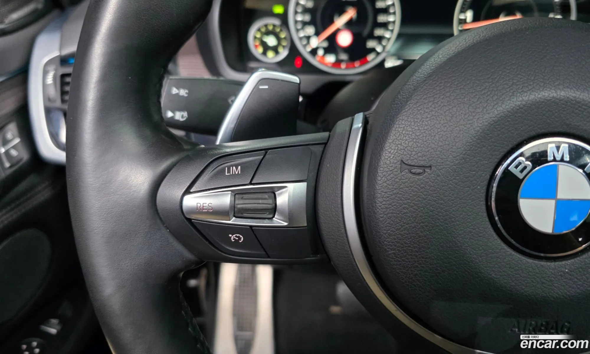 BMW X5 2018 — 19