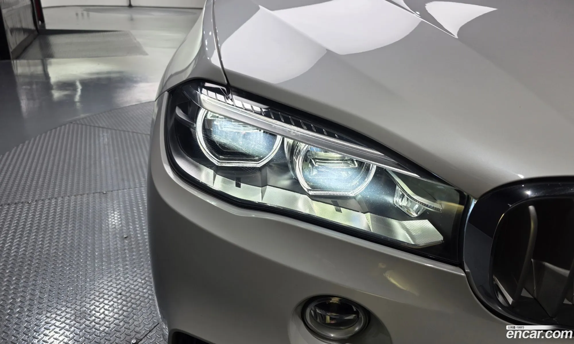 BMW X5 2018 — 7