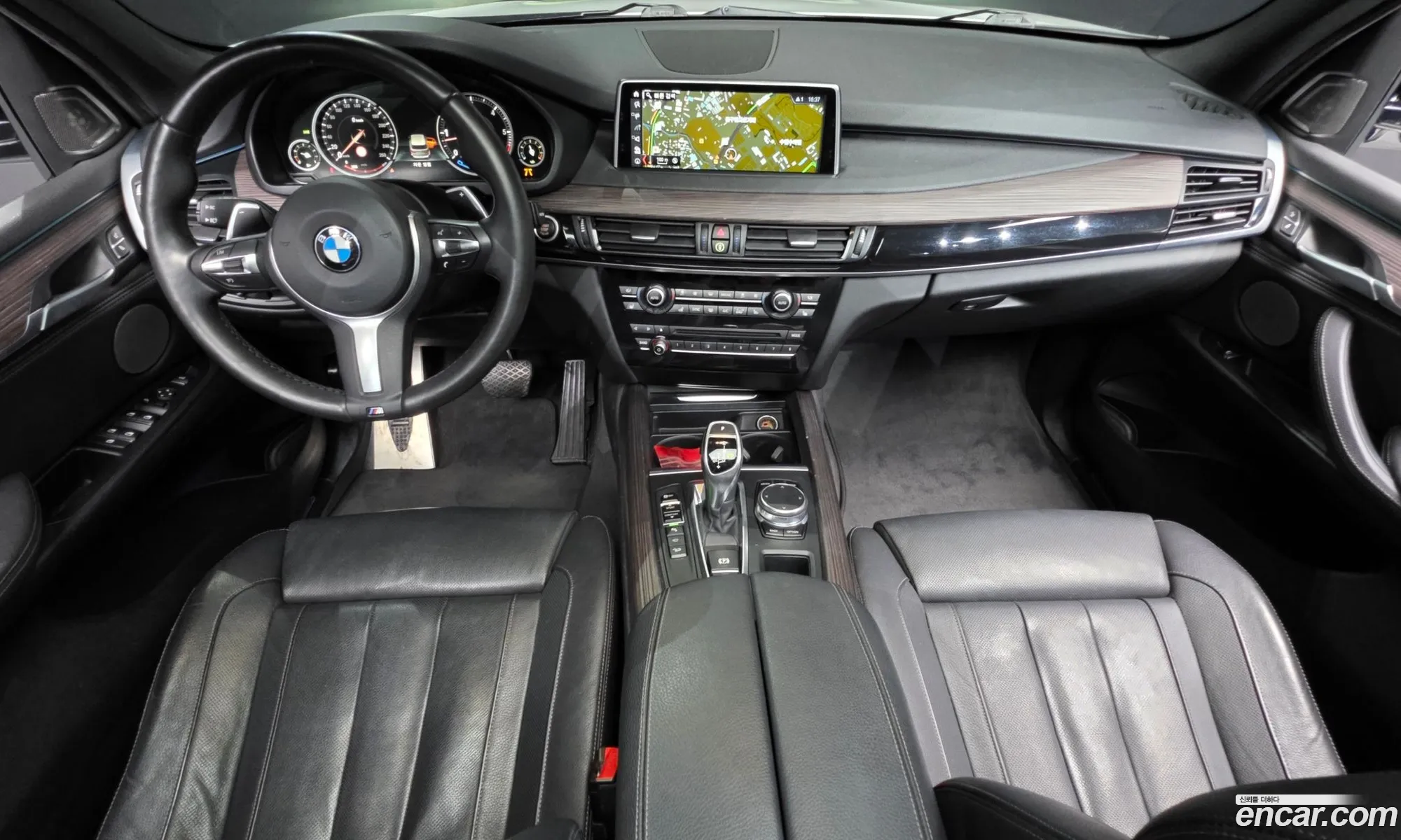 BMW X5 2018 — 38