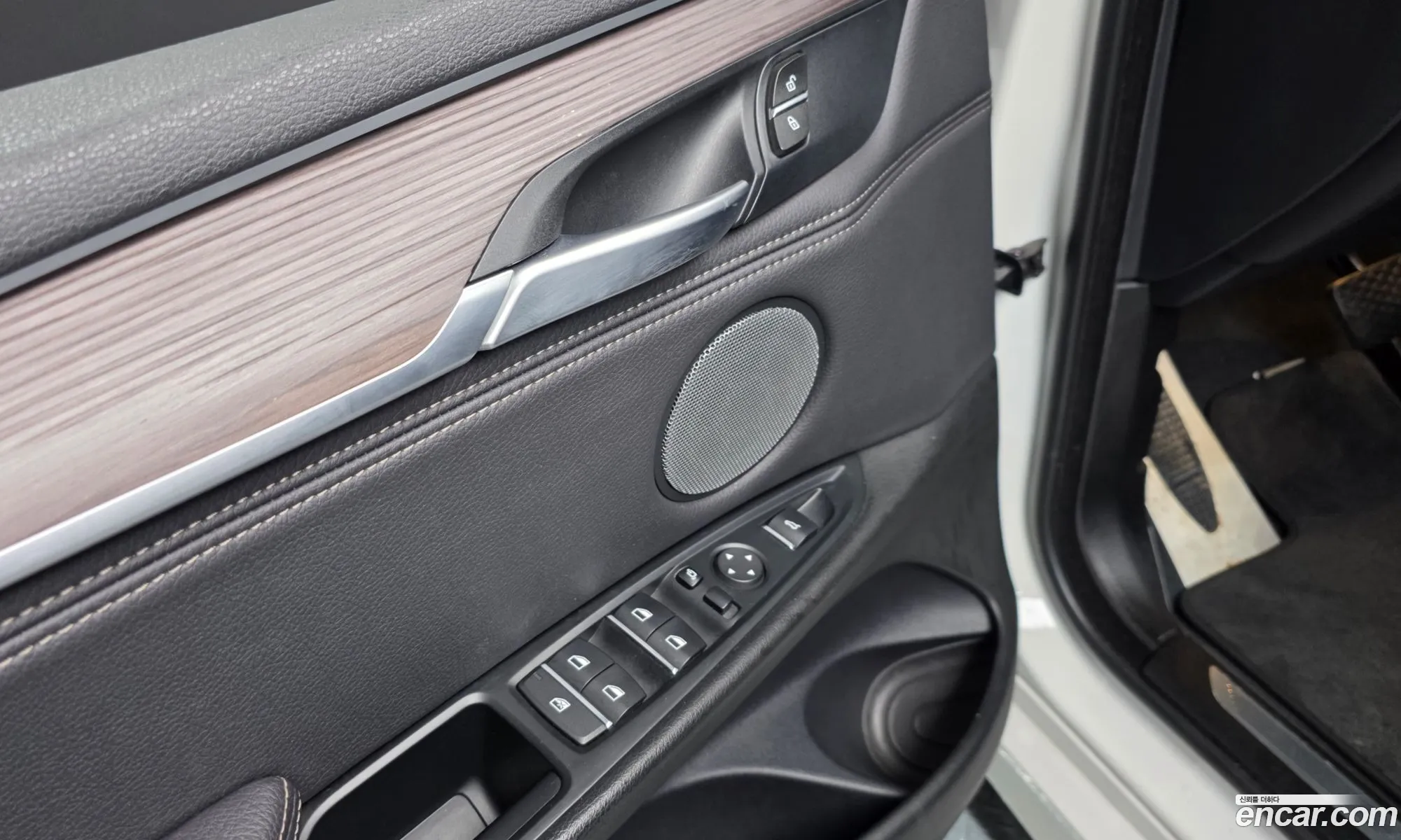 BMW X5 2018 — 17