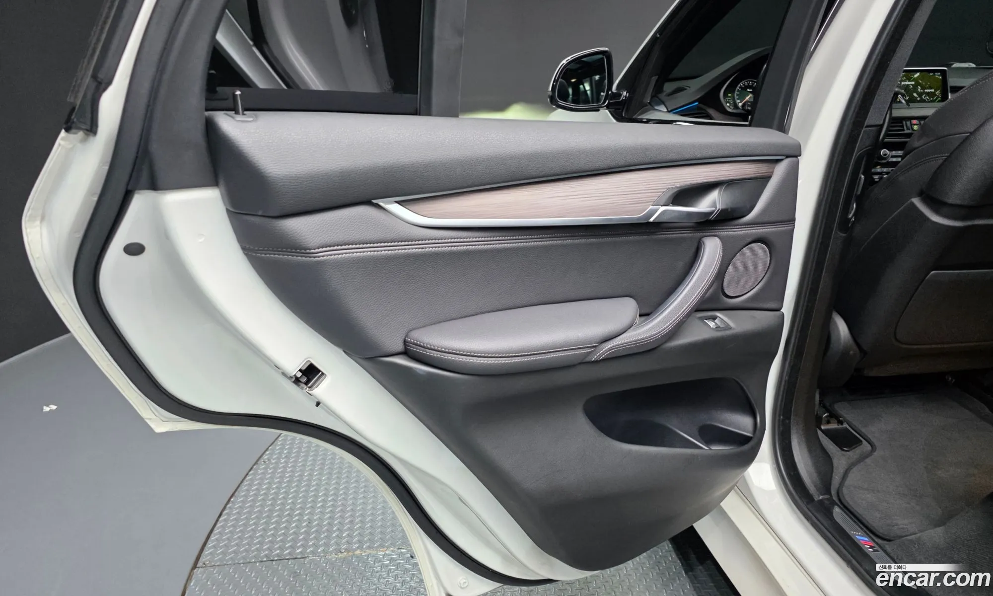 BMW X5 2018 — 15