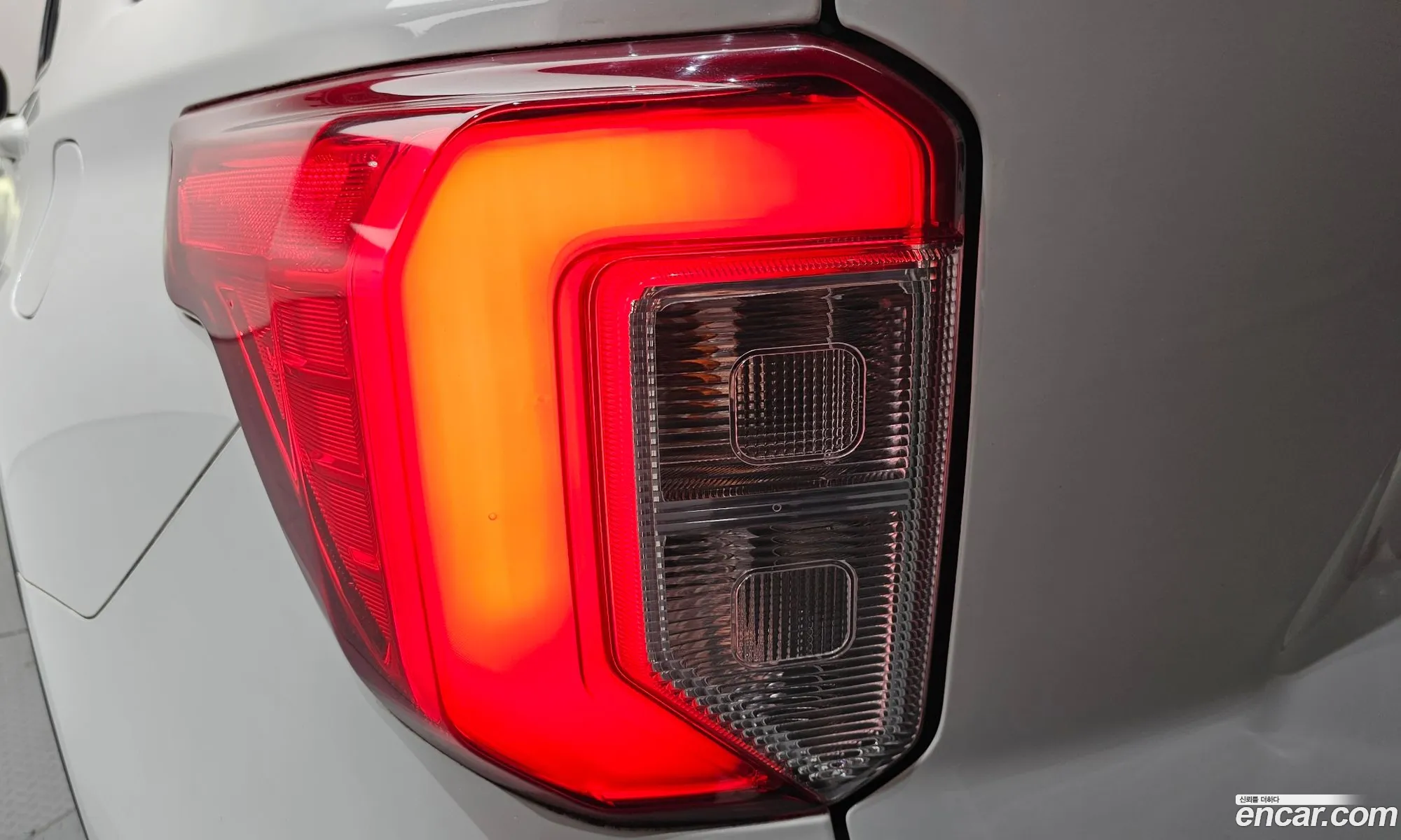 Ford Explorer 6th Gen 2021 1FMSK8FH9MGB48168 — 18