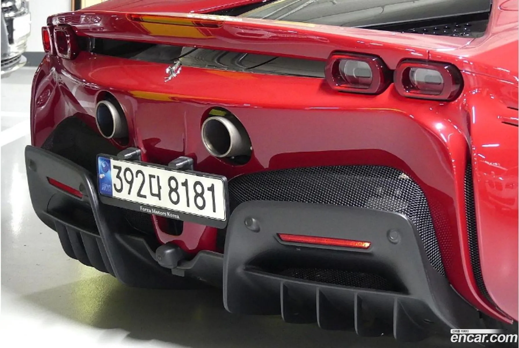 Ferrari SF90 Stradale 2021 — 12