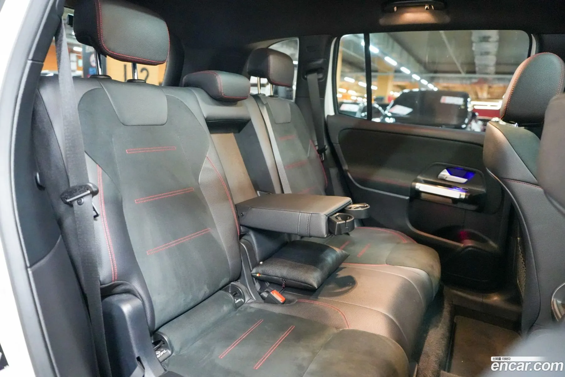 Mercedes-Benz GLB-Class X247 2020 — 19