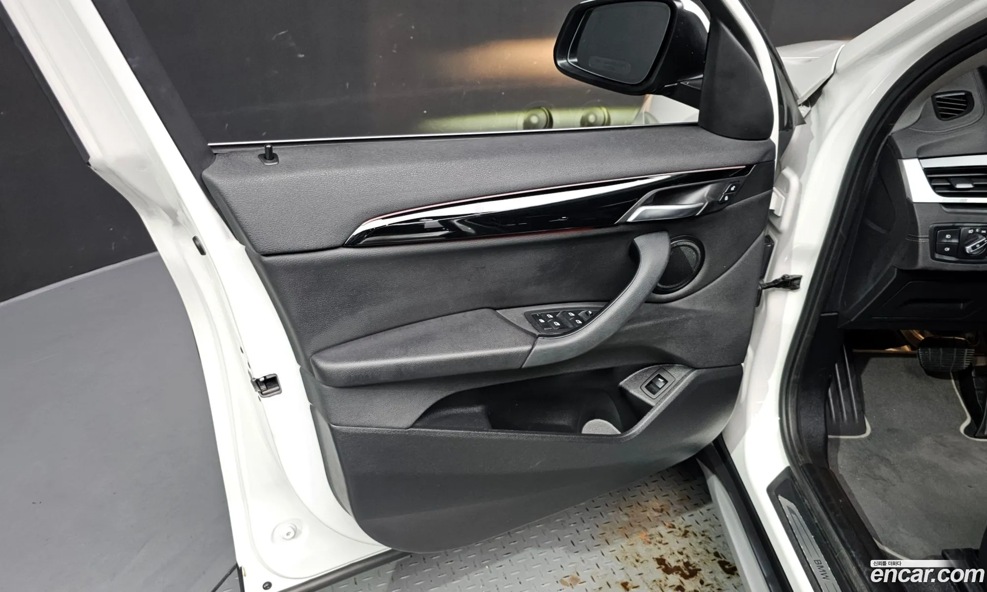 BMW X1 2022 WBA11DG09N5V27637 — 33