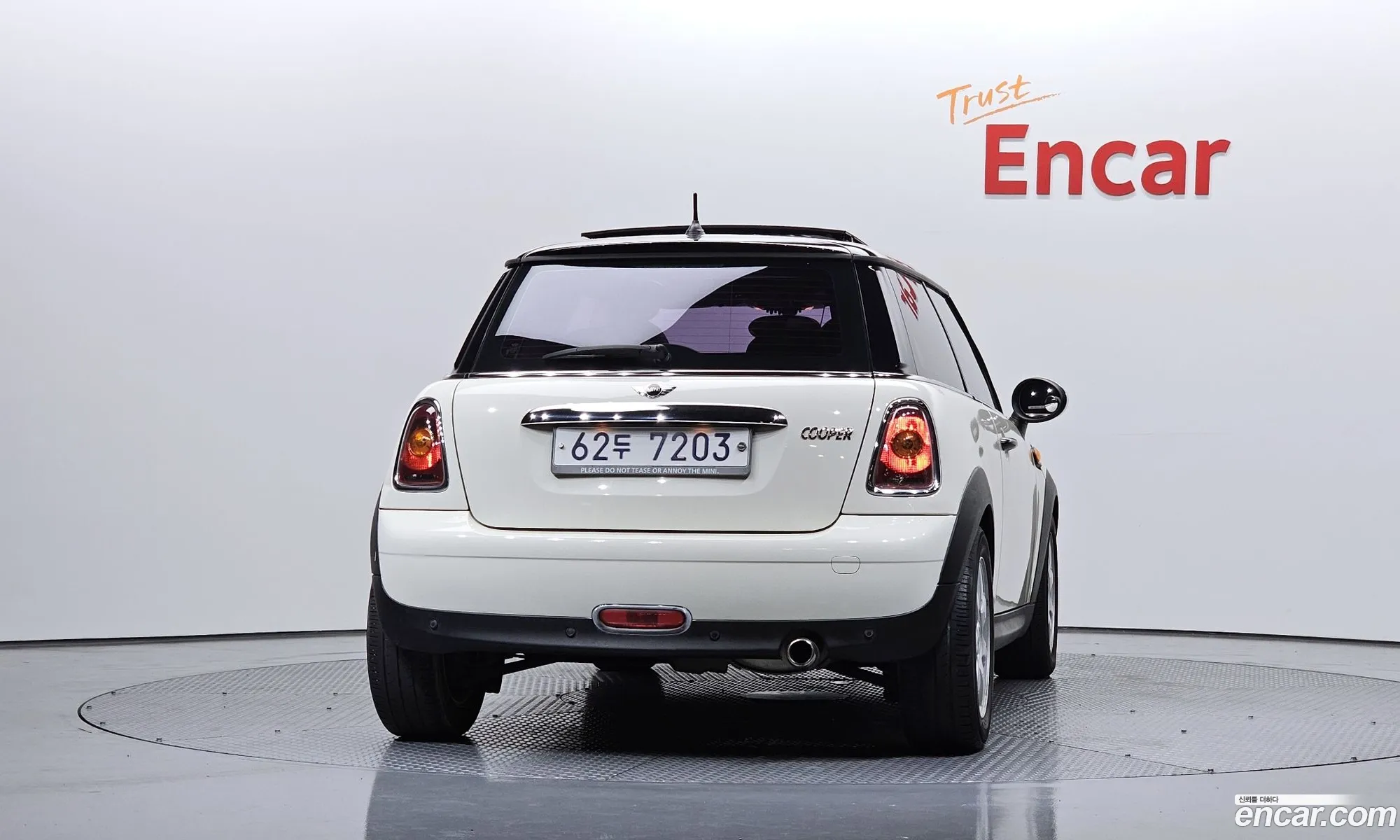 Mini Cooper 2009 WMWMF3103ATW45822 — 5