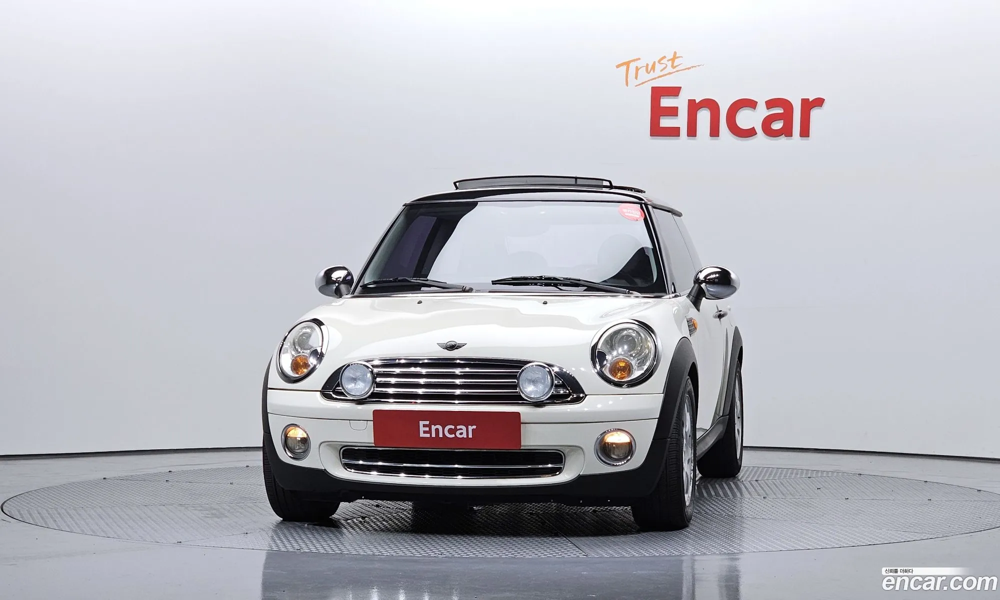 Mini Cooper 2009 WMWMF3103ATW45822 — 3