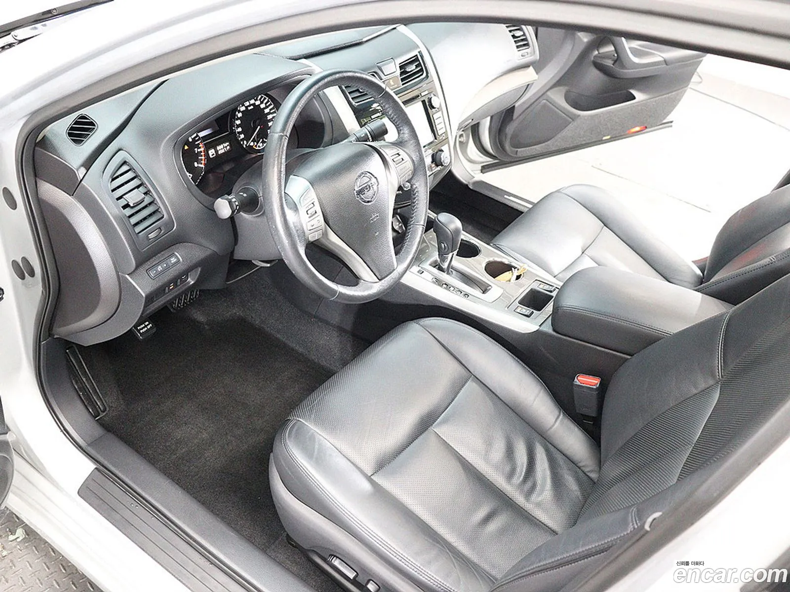 Nissan Altima 2015 — 4