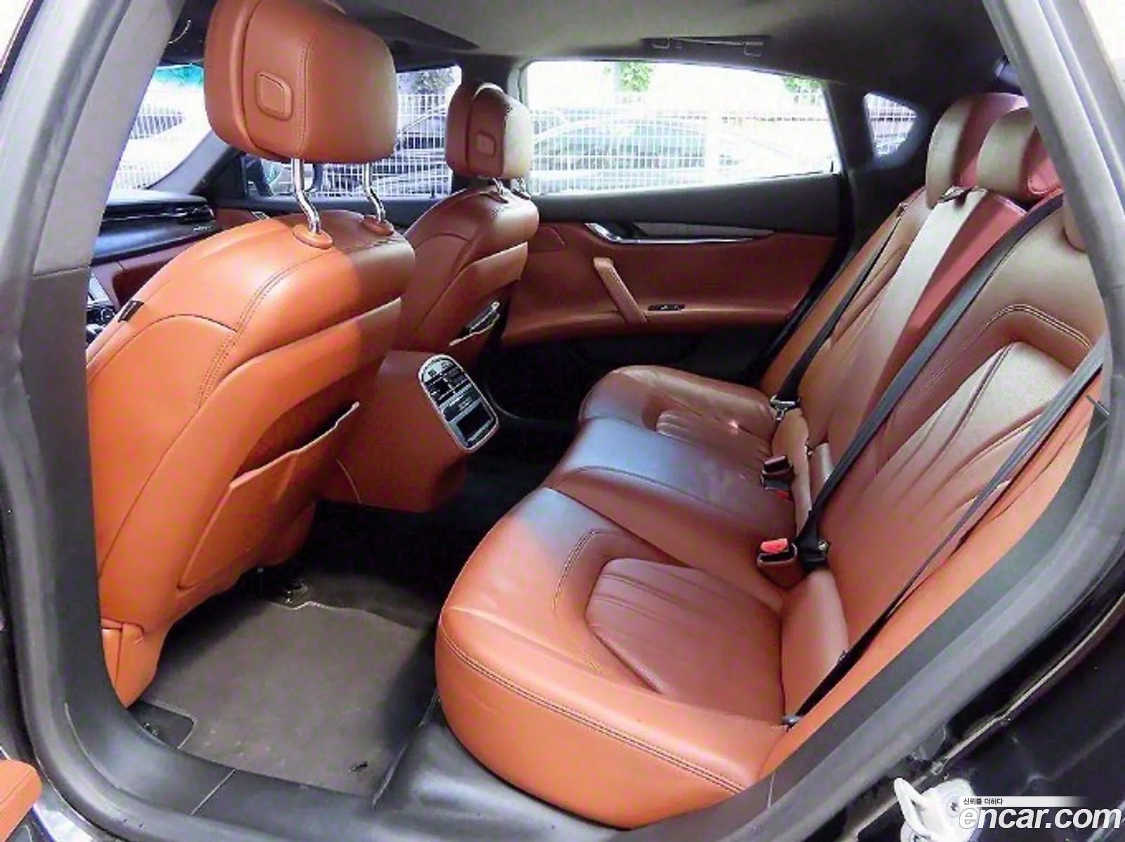 Maserati Quattroporte 2015 — 8