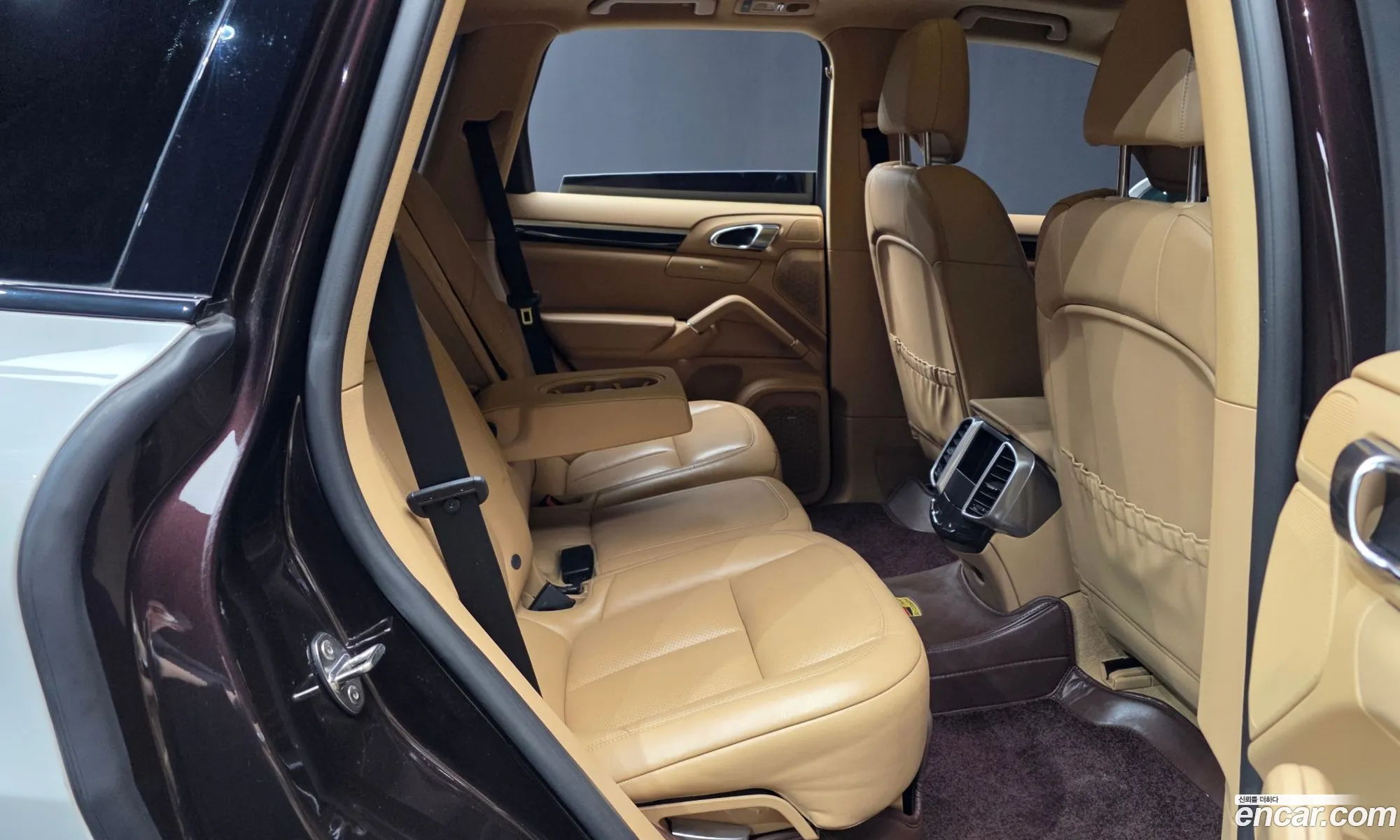 Porsche Cayenne 2017 WP1AF2927HLA32648 — 6