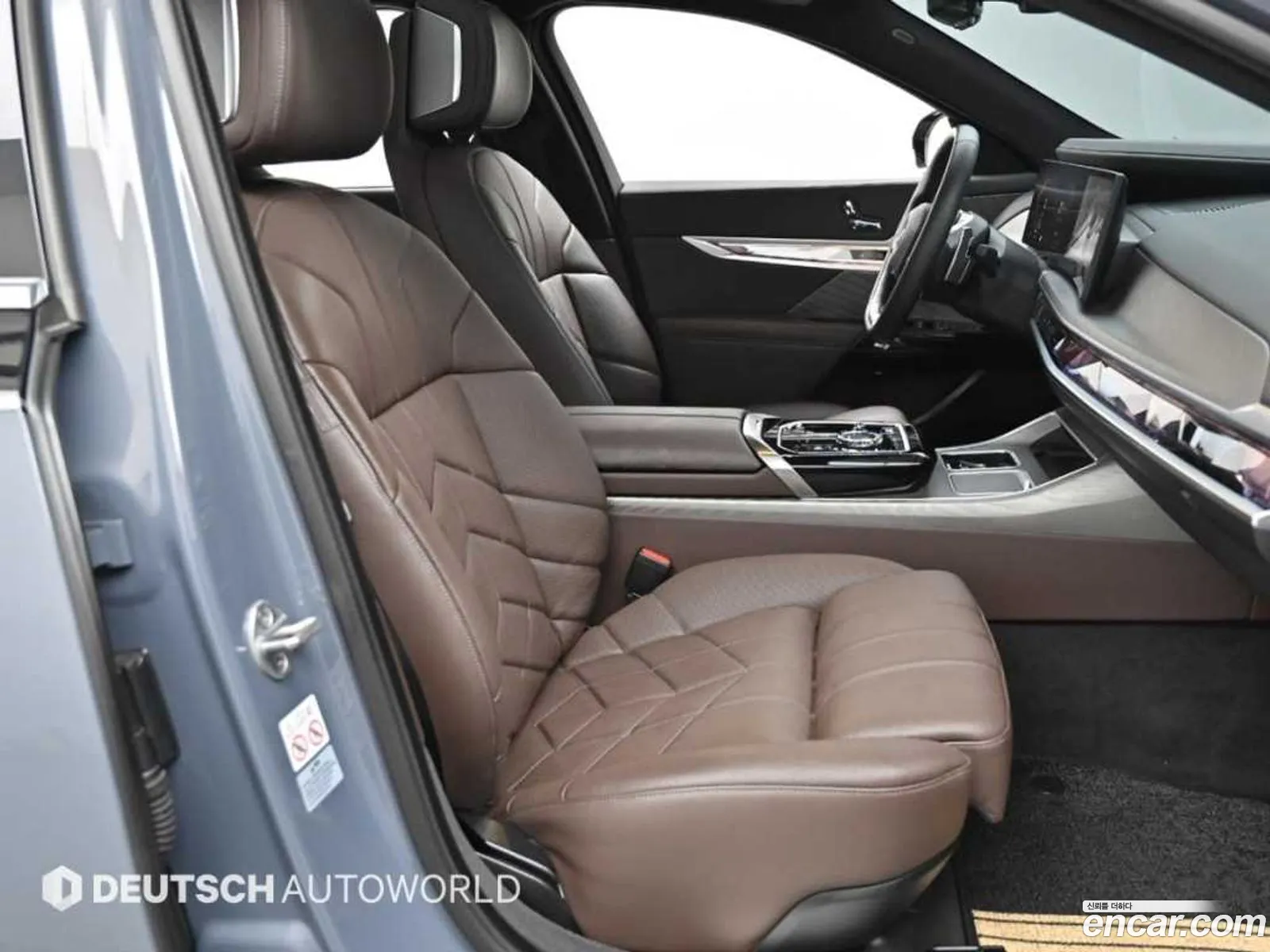 BMW 7 Series 2023 — 17