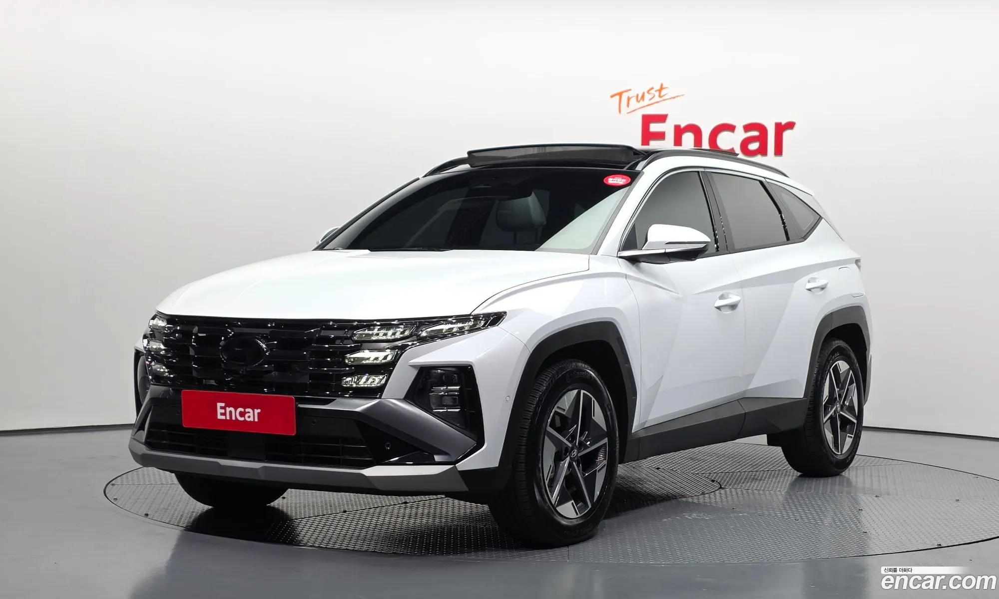 Hyundai Tucson Hybrid 2025 — 3