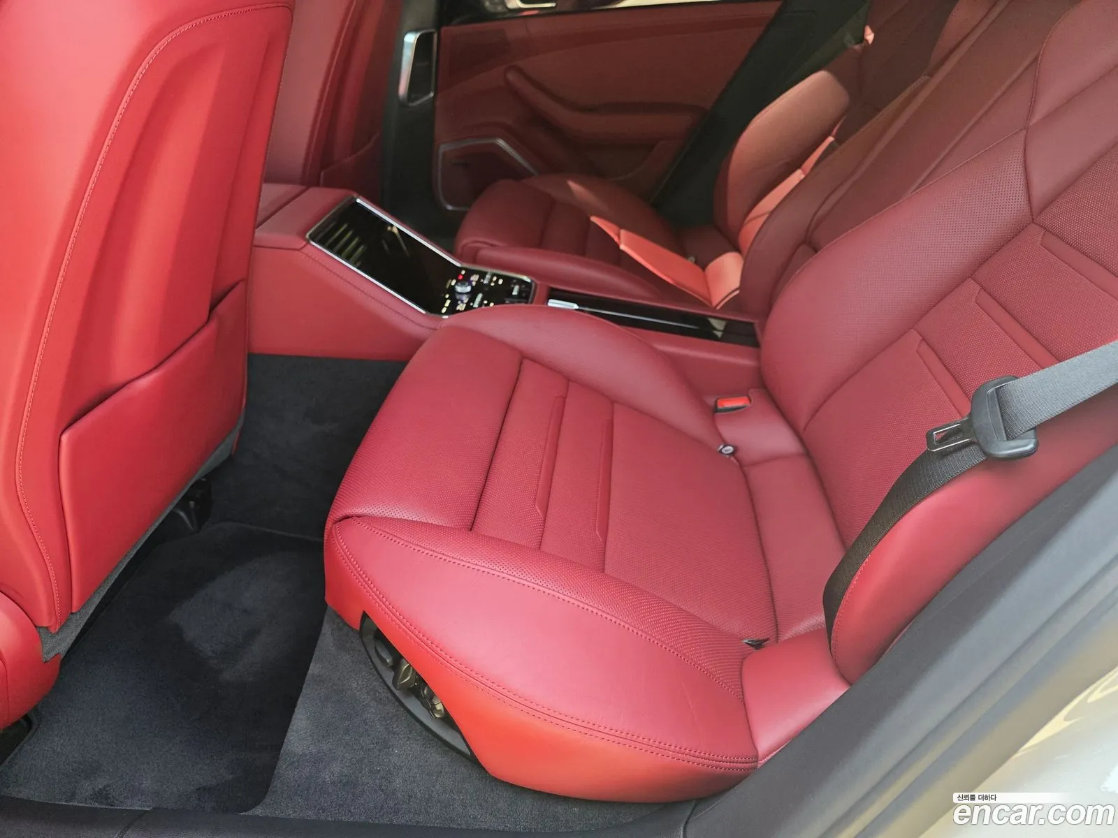 Porsche Panamera 2022 — 4