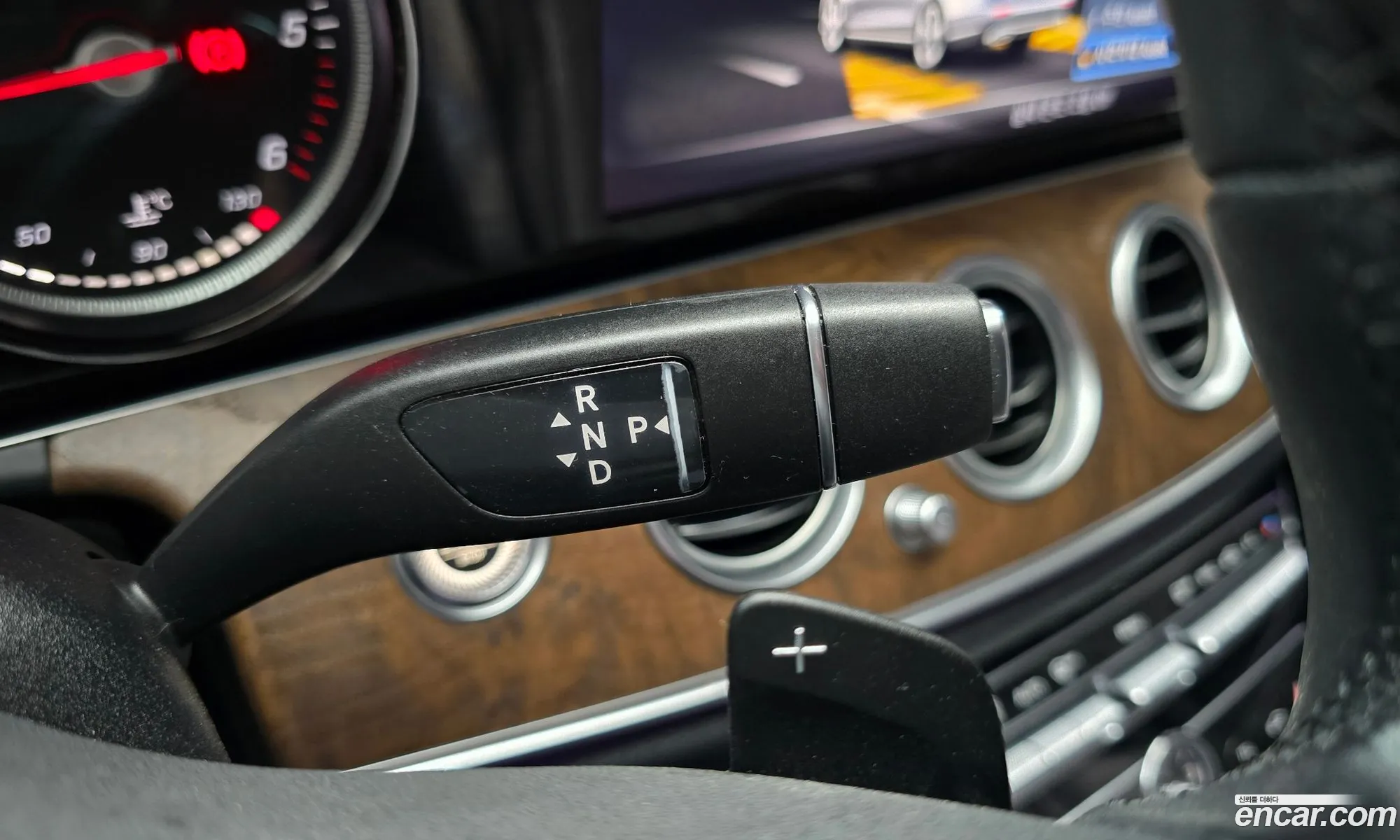 Mercedes-Benz E-Class W213 2019 WDDZF0FB3KA693549 — 18