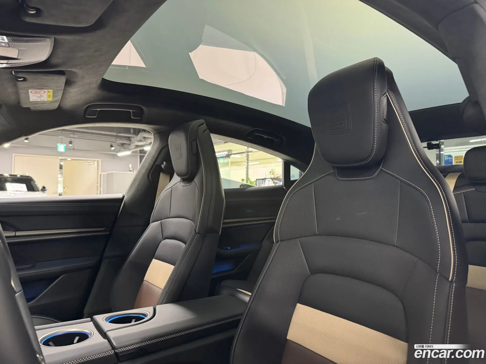 Porsche Taycan 2025 — 11