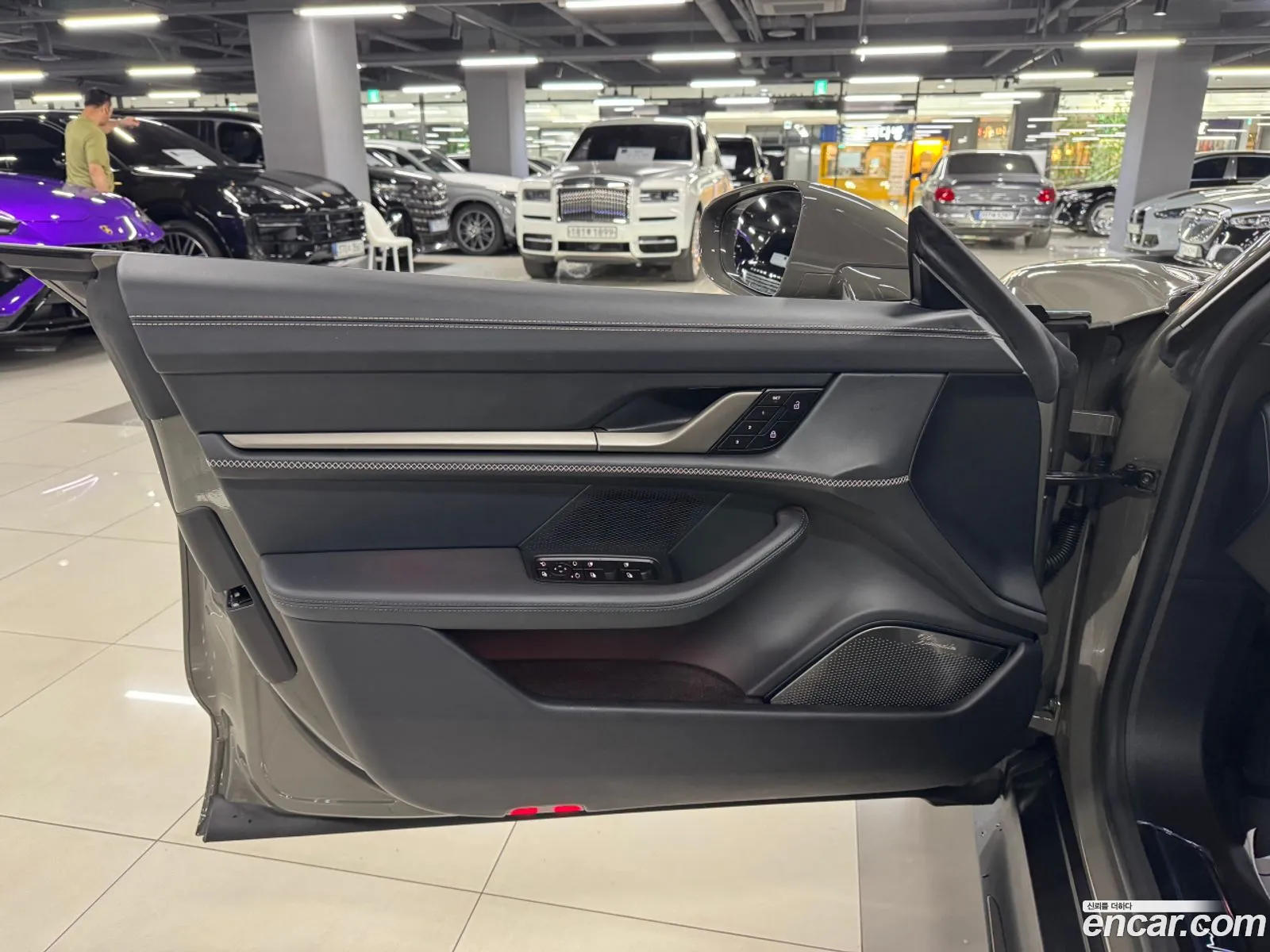 Porsche Taycan 2025 — 15