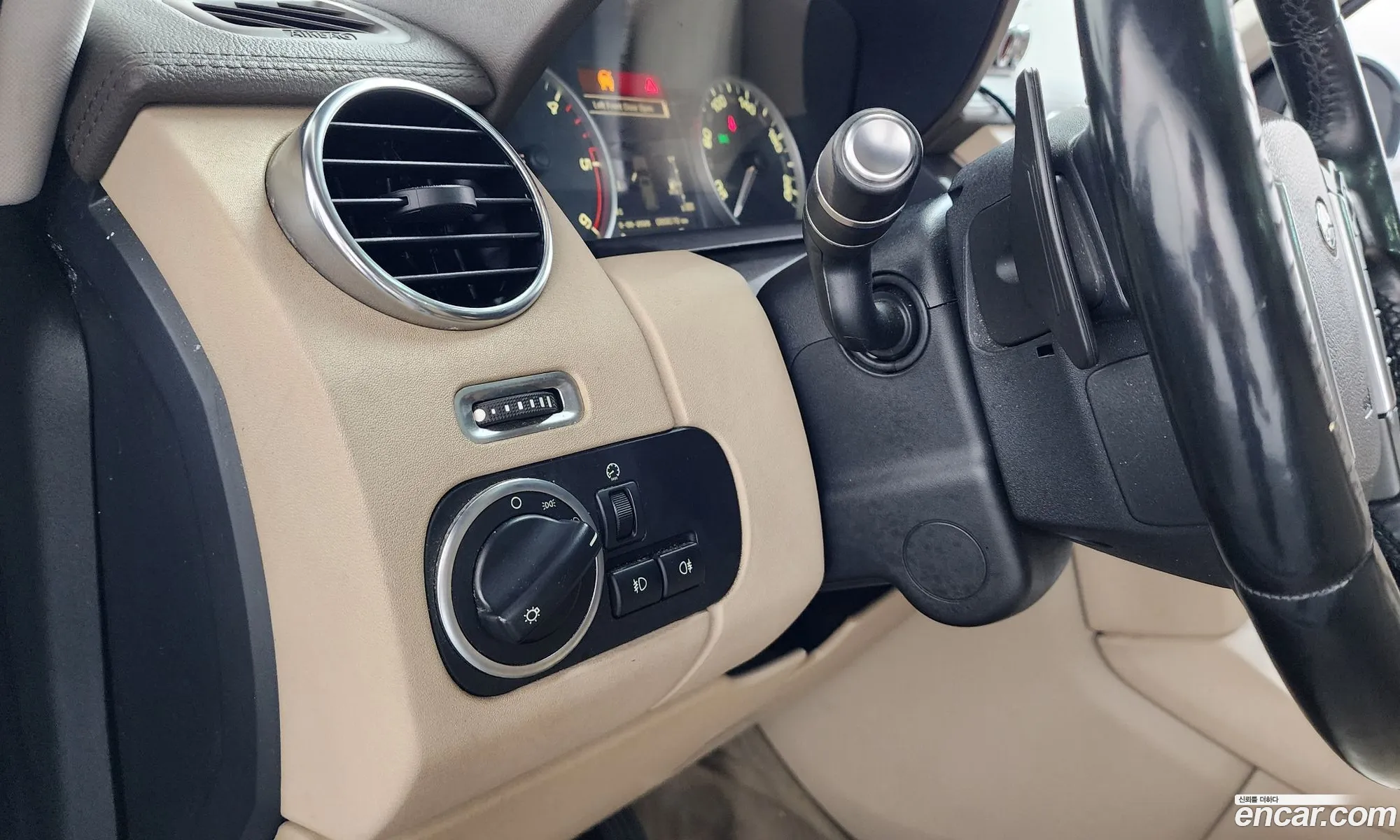 Land Rover Discovery 4 2014 SALLAAAG6EA713340 — 3