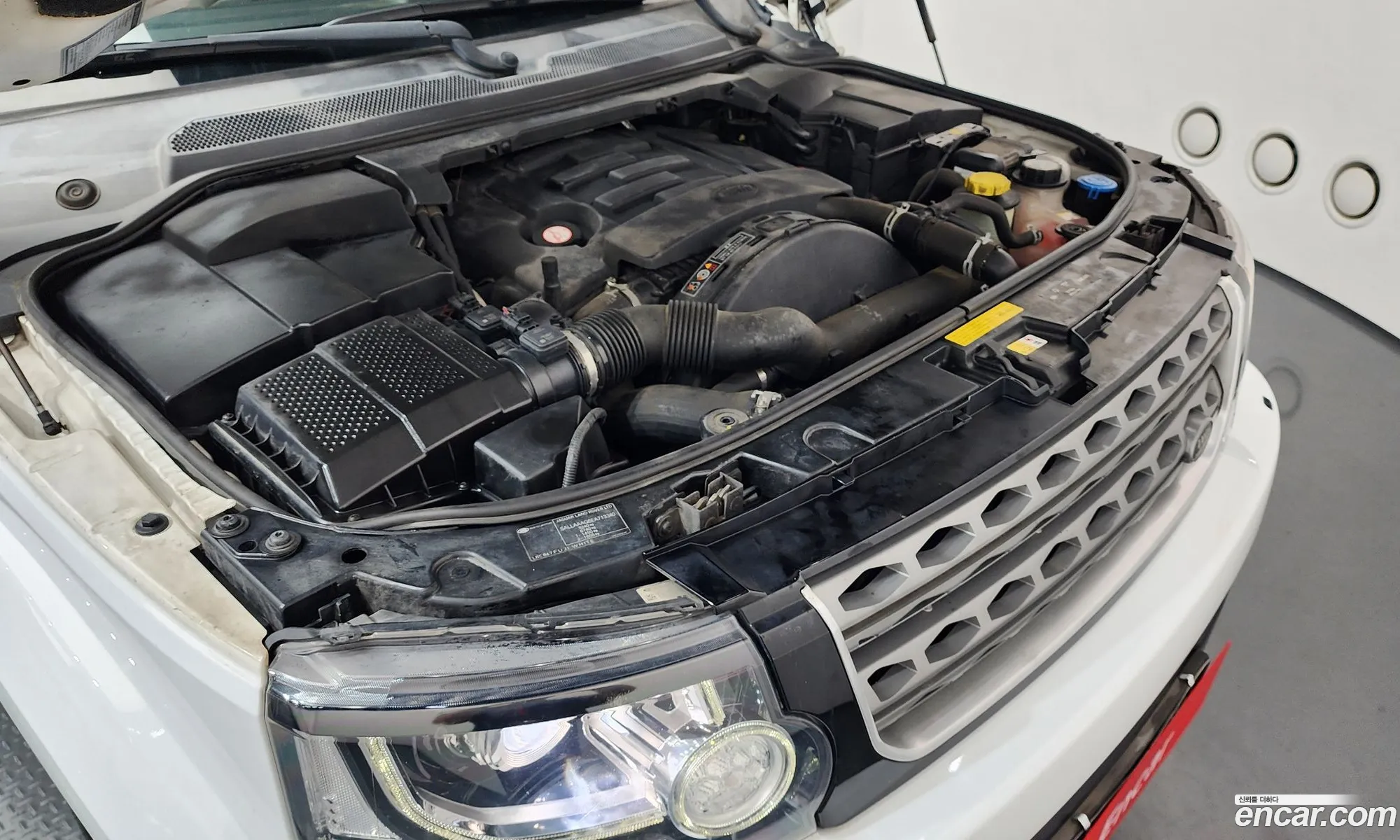 Land Rover Discovery 4 2014 SALLAAAG6EA713340 — 9