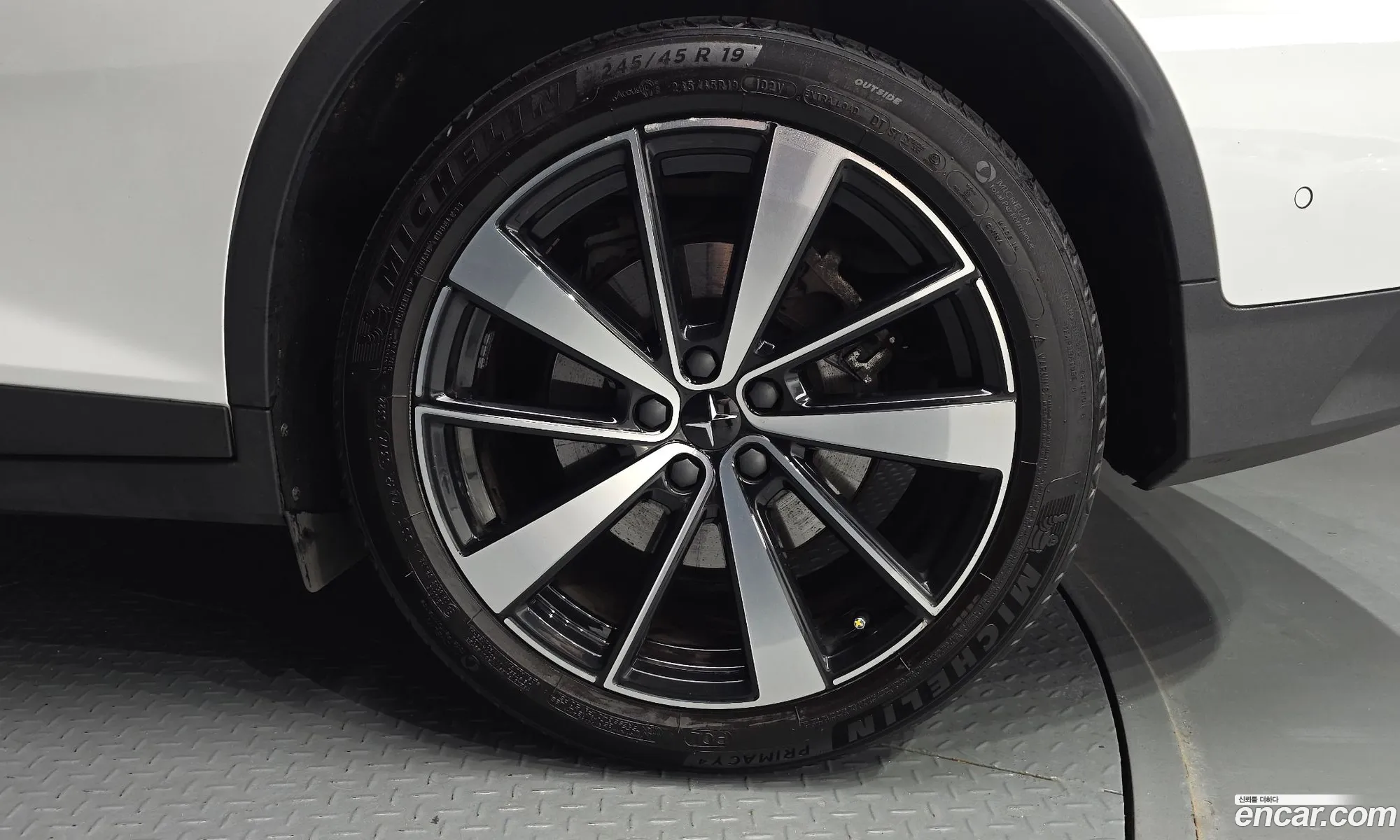 Polestar Polestar 2 2022 — 8