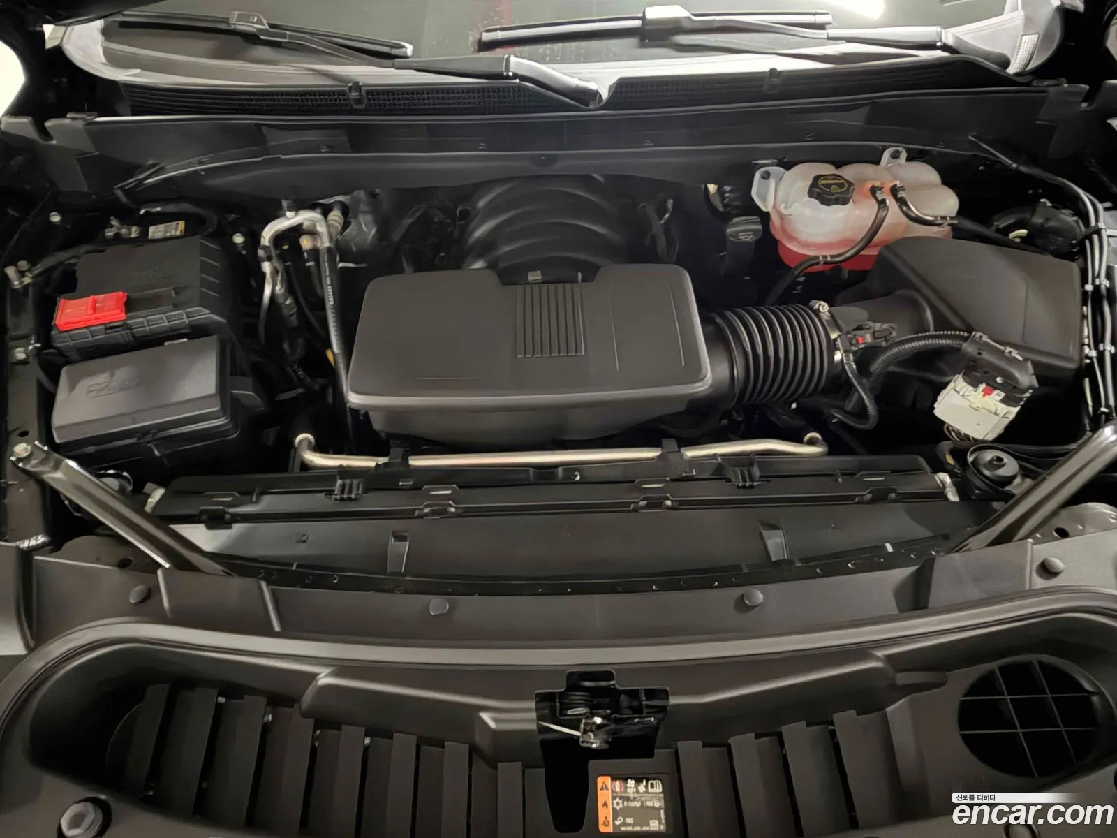 Cadillac Escalade 2025 — 5