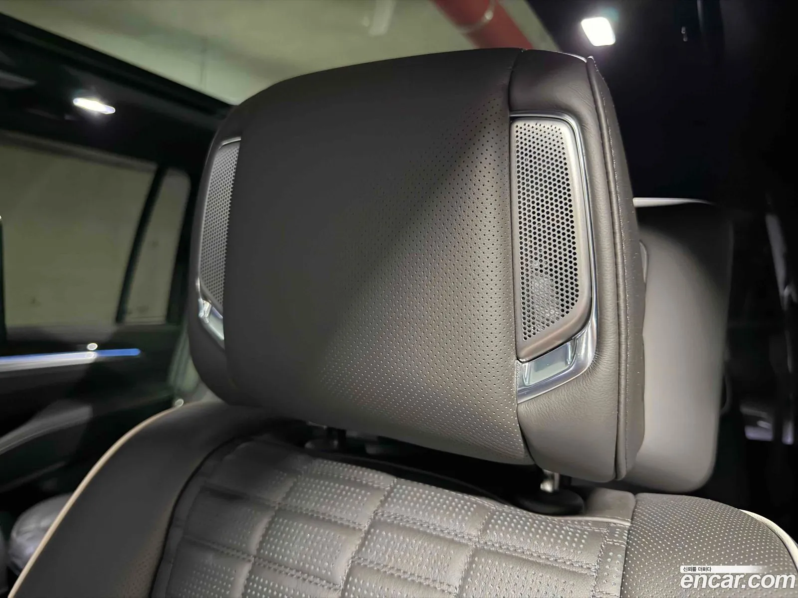 Cadillac Escalade 2025 — 10