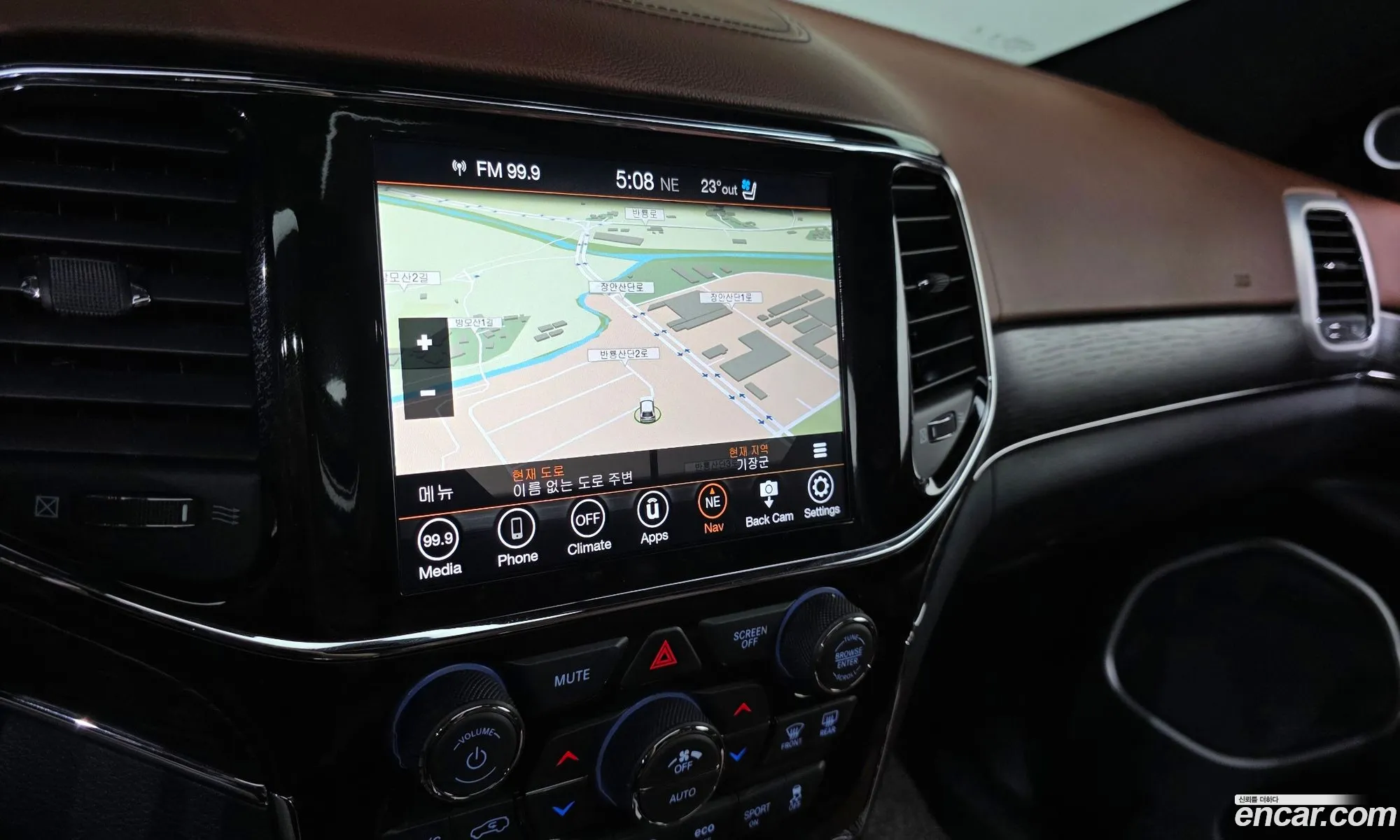 Jeep Grand Cherokee 2021 — 10