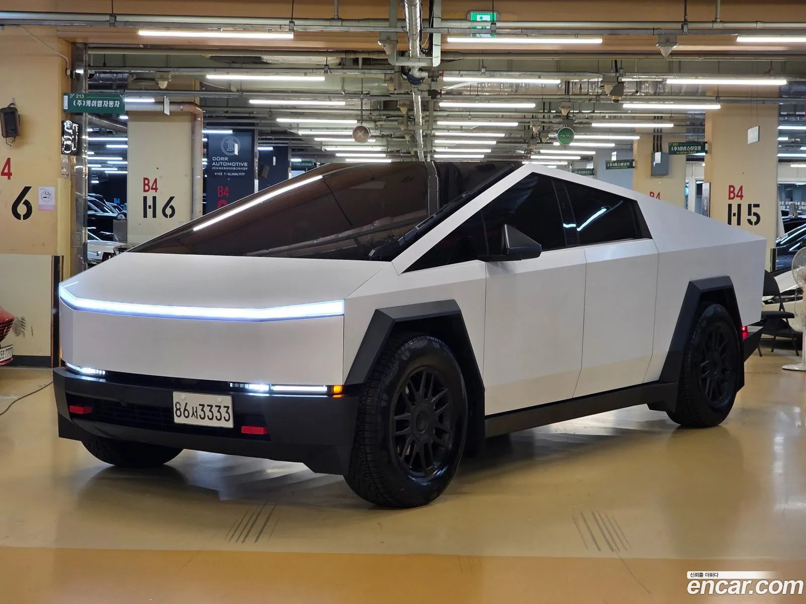 Tesla Cybertruck