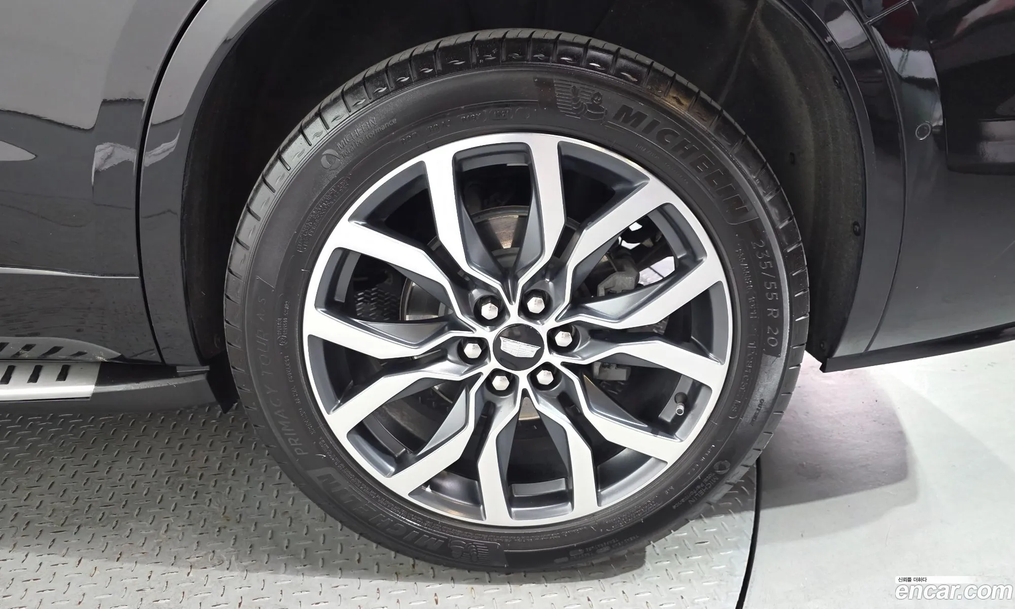 Cadillac XT6 2021 1GYFP9RS4MZ215567 — 28