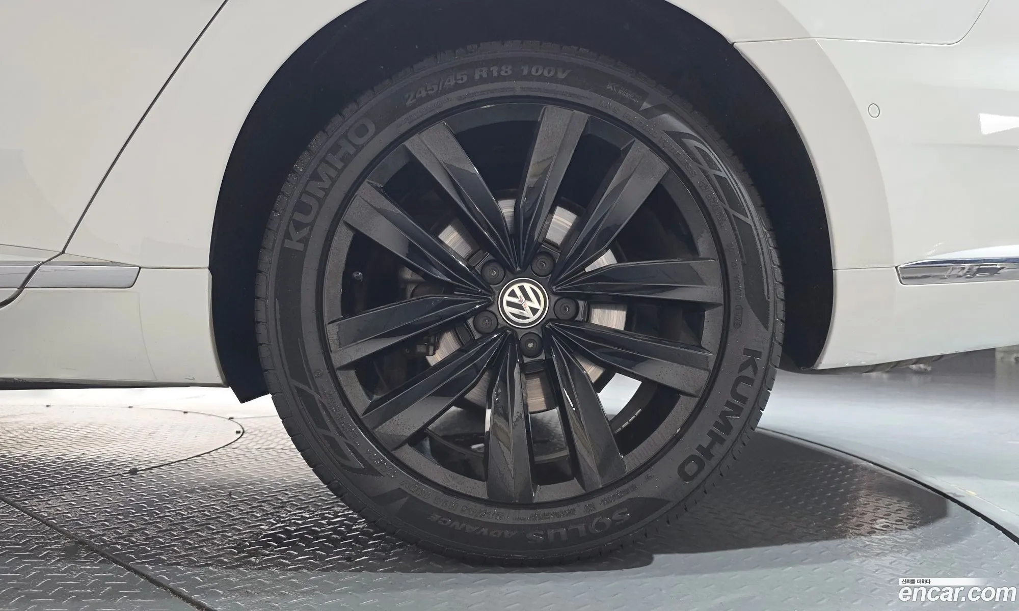 Volkswagen Arteon 2019 — 29