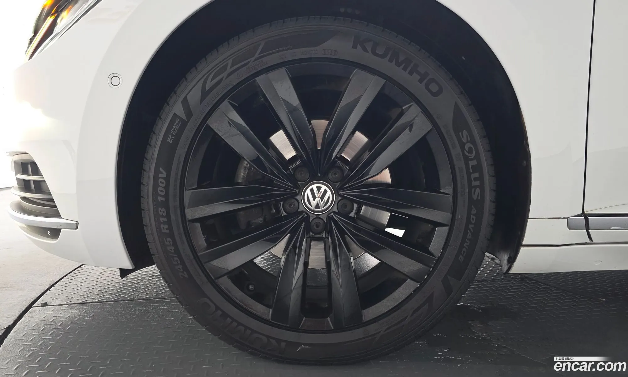 Volkswagen Arteon 2019 — 36