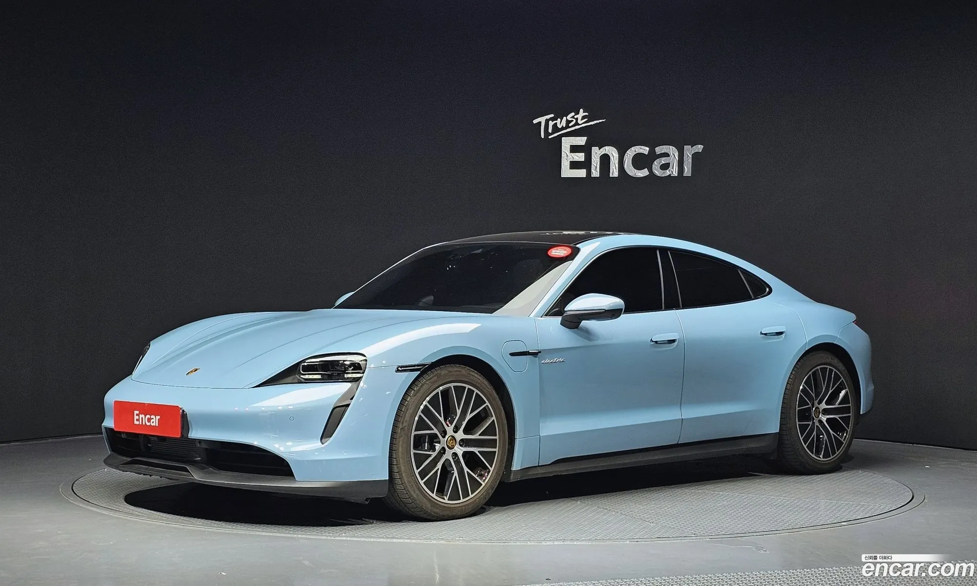 Porsche Taycan 2023 — 35