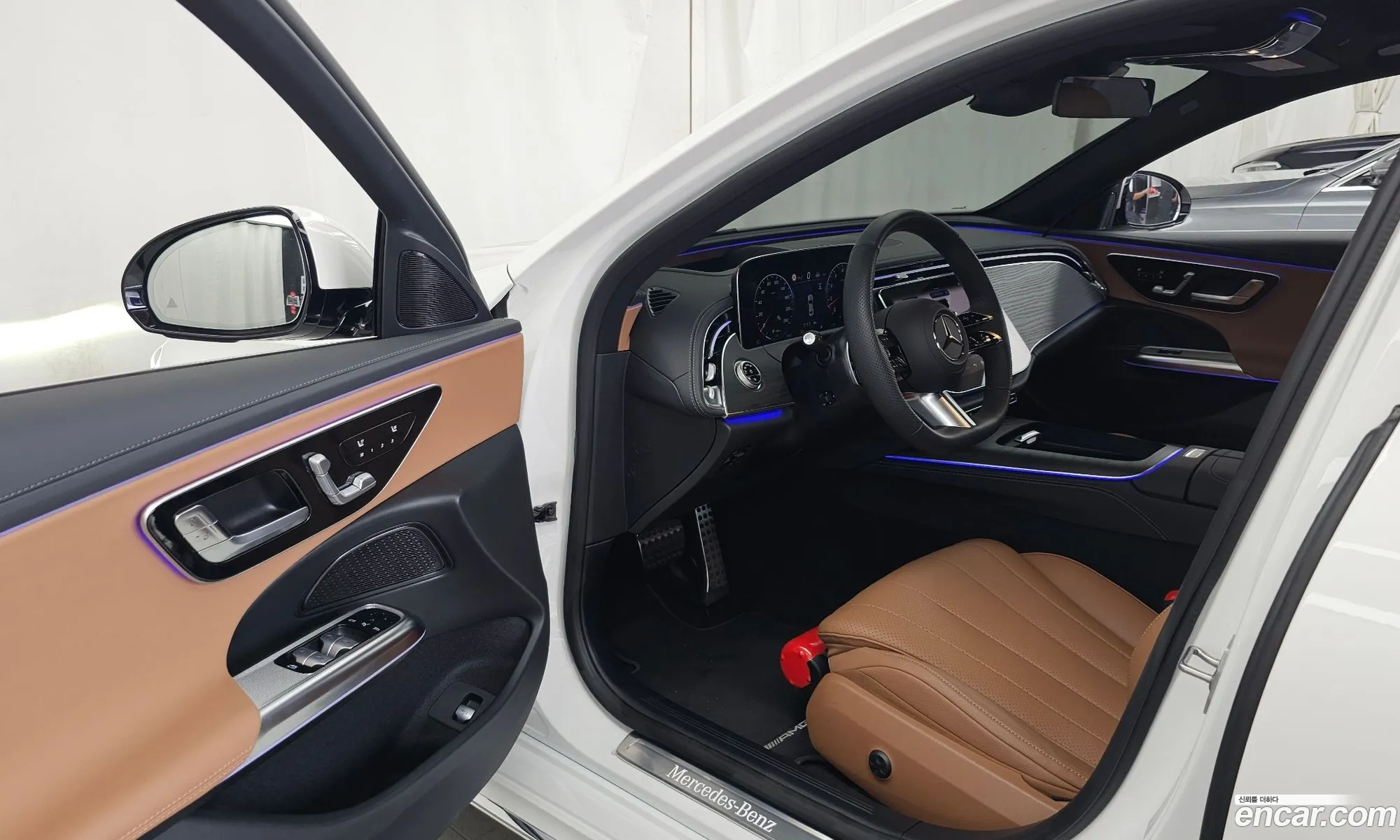 Mercedes-Benz E-Class W214 2026 — 8