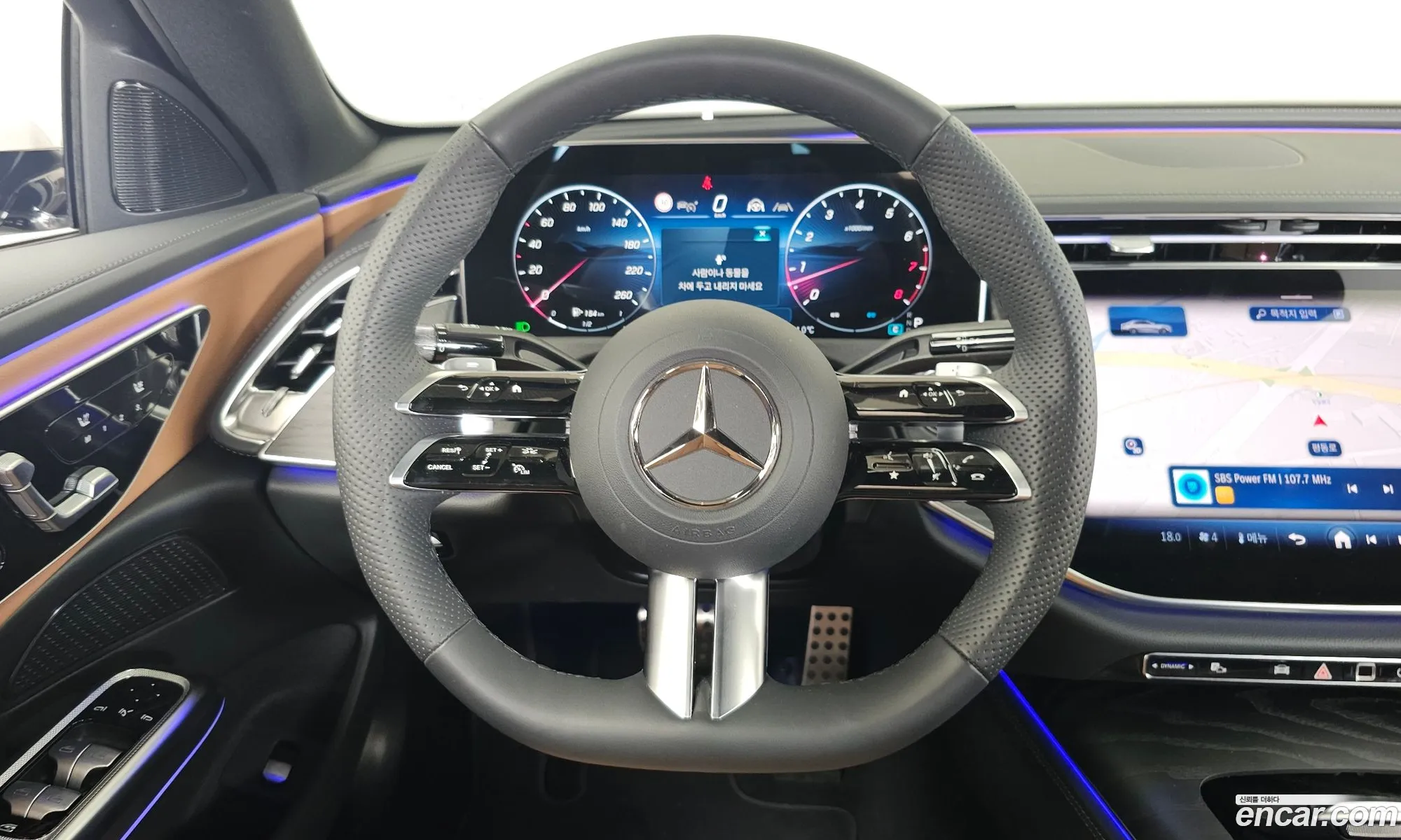 Mercedes-Benz E-Class W214 2026 — 17