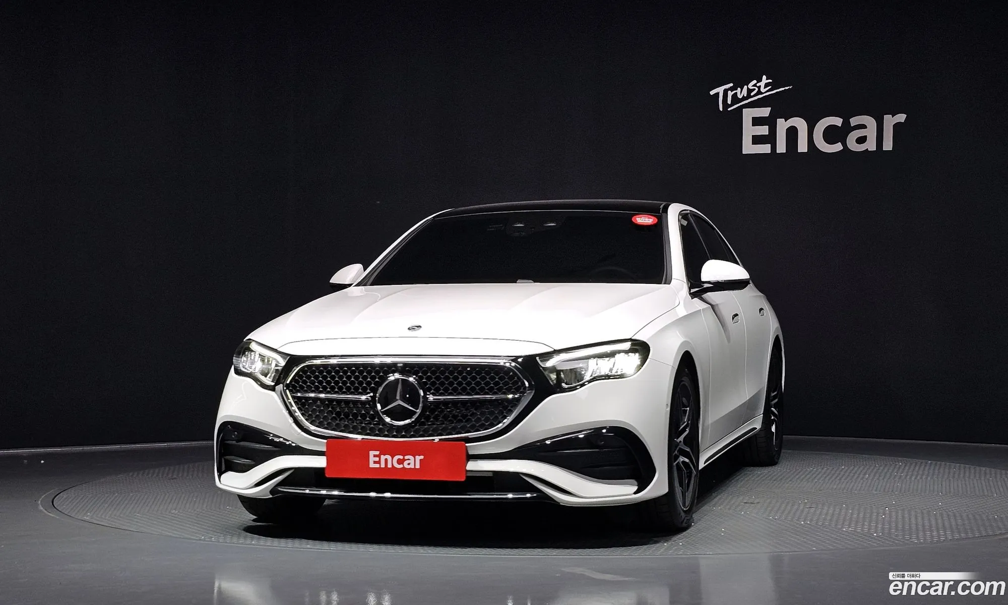 Mercedes-Benz E-Class W214 2026 — 3