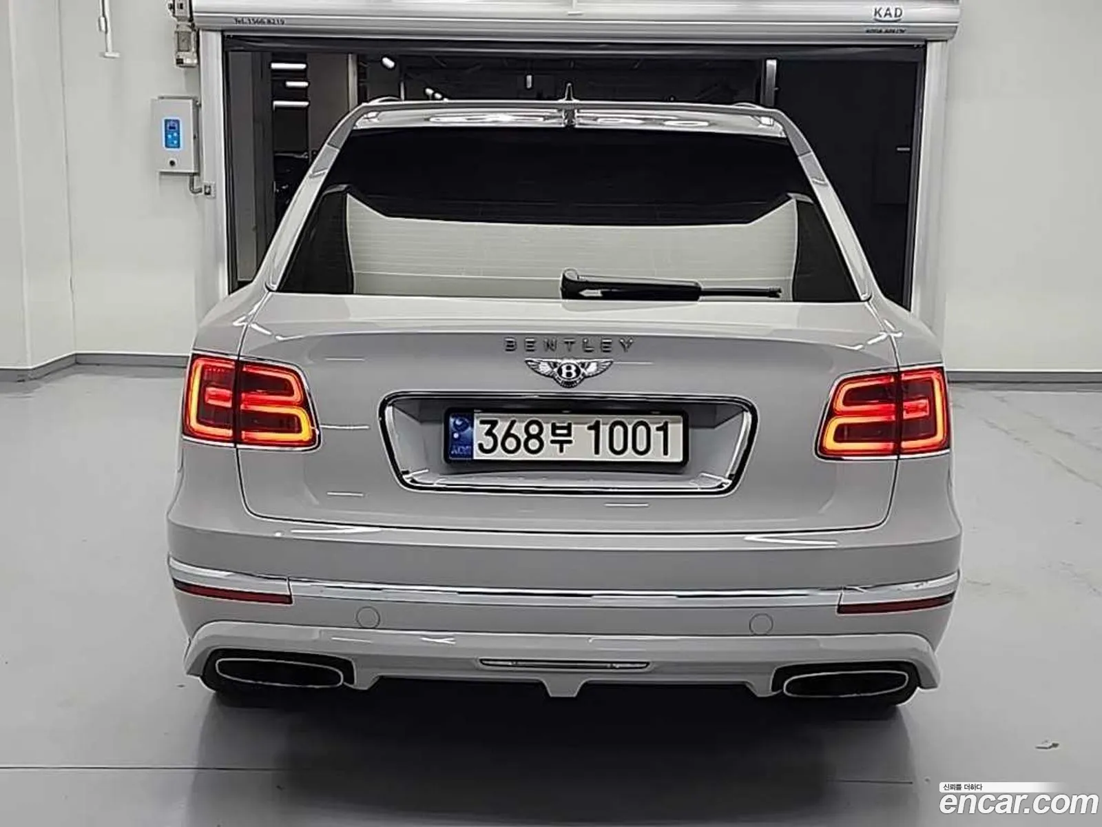 Bentley Bentayga 2017 — 12