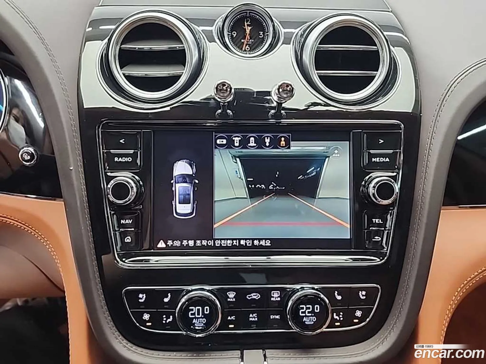 Bentley Bentayga 2017 — 2