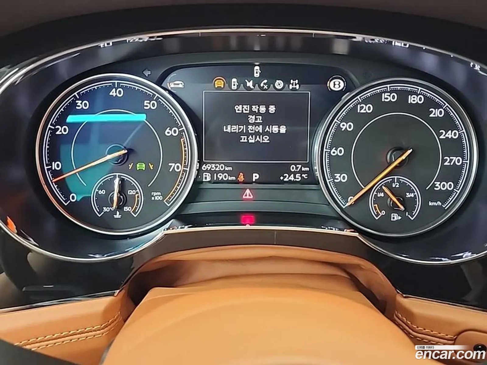 Bentley Bentayga 2017 — 8