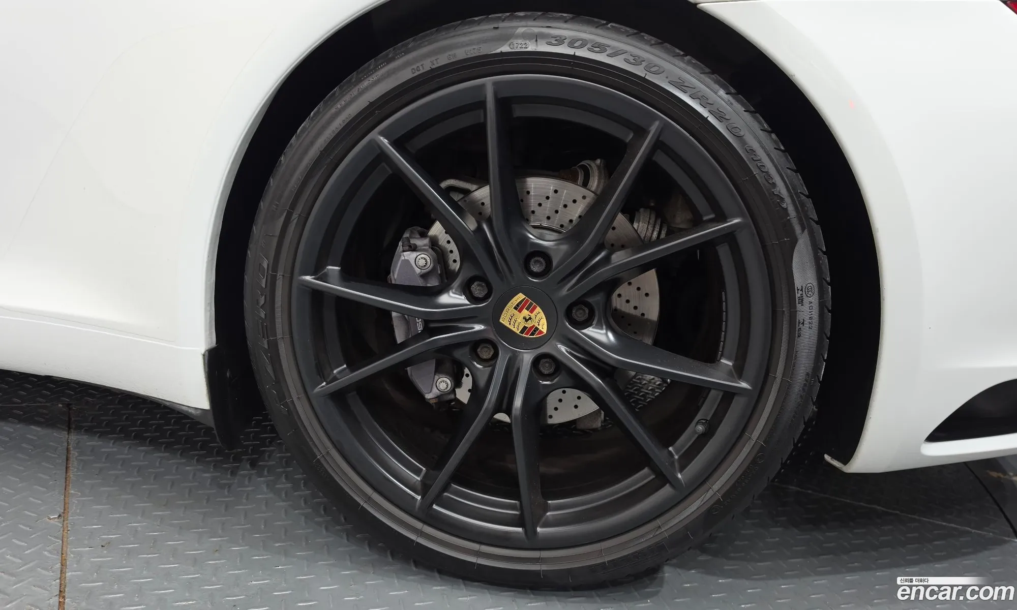 Porsche 911 2018 WP0CA2992KS129095 — 12