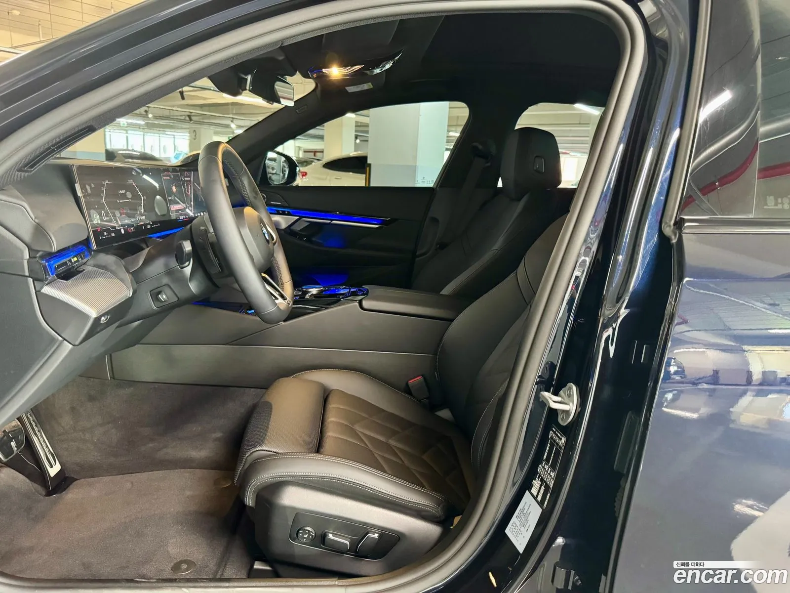 BMW 5 Series 2025 — 9