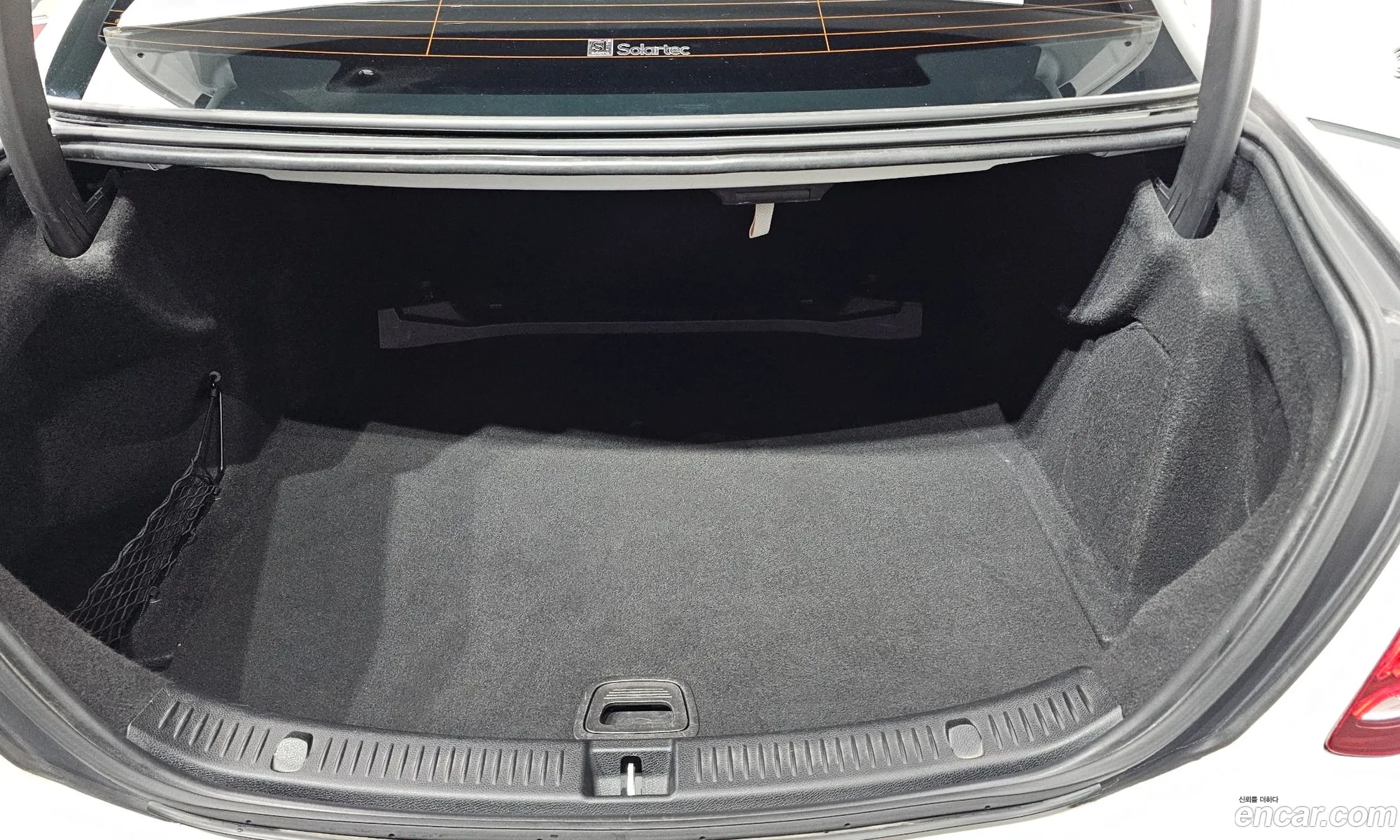 Mercedes-Benz E-Class W213 2017 WDDZF0EB8HA094267 — 3