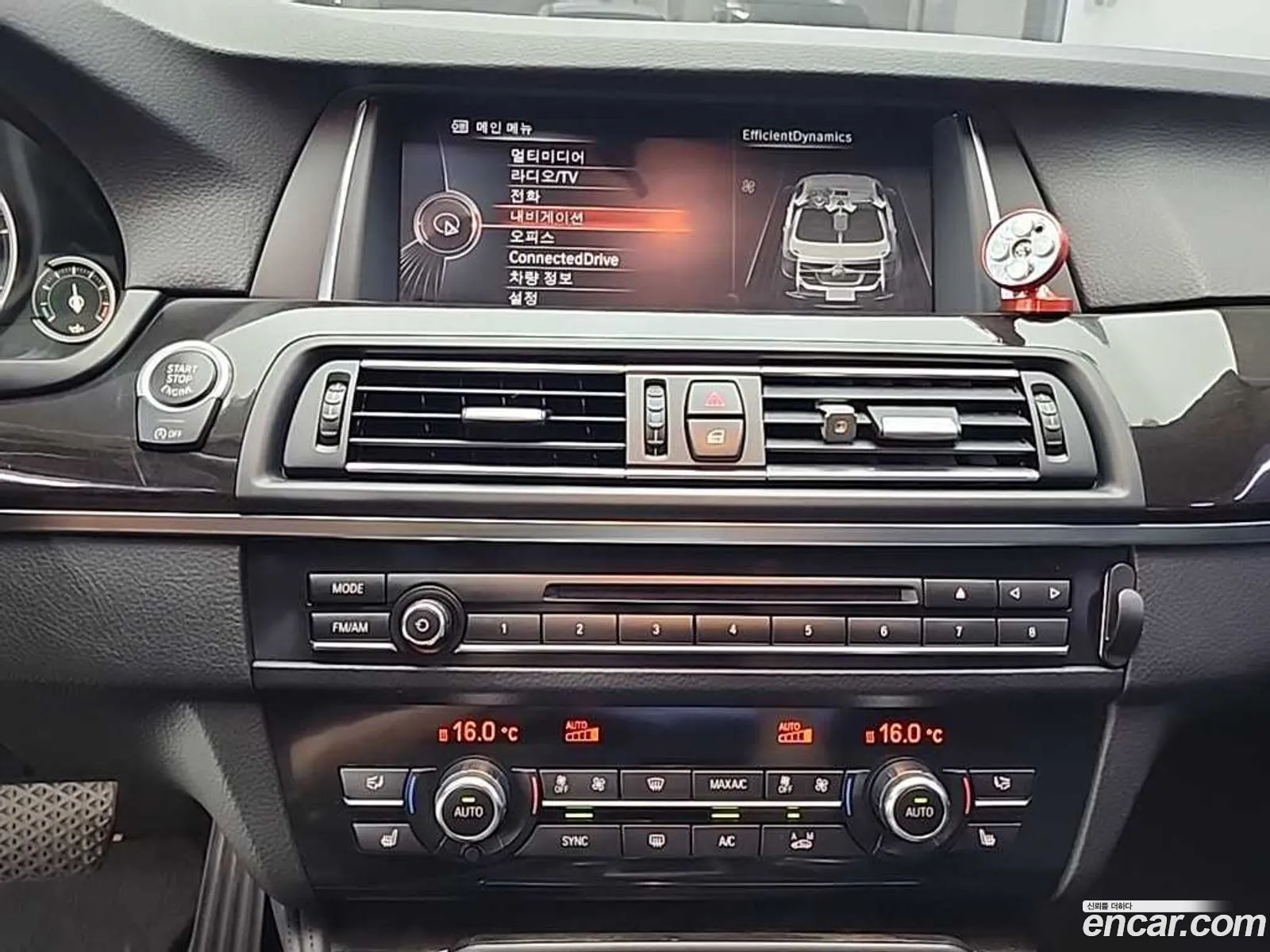 BMW 5 Series 2016 — 10