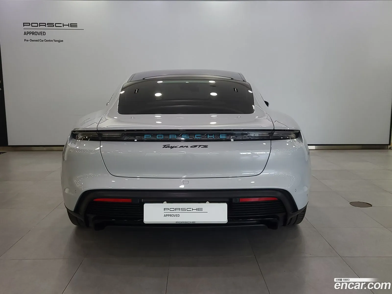 Porsche Taycan 2024 — 16