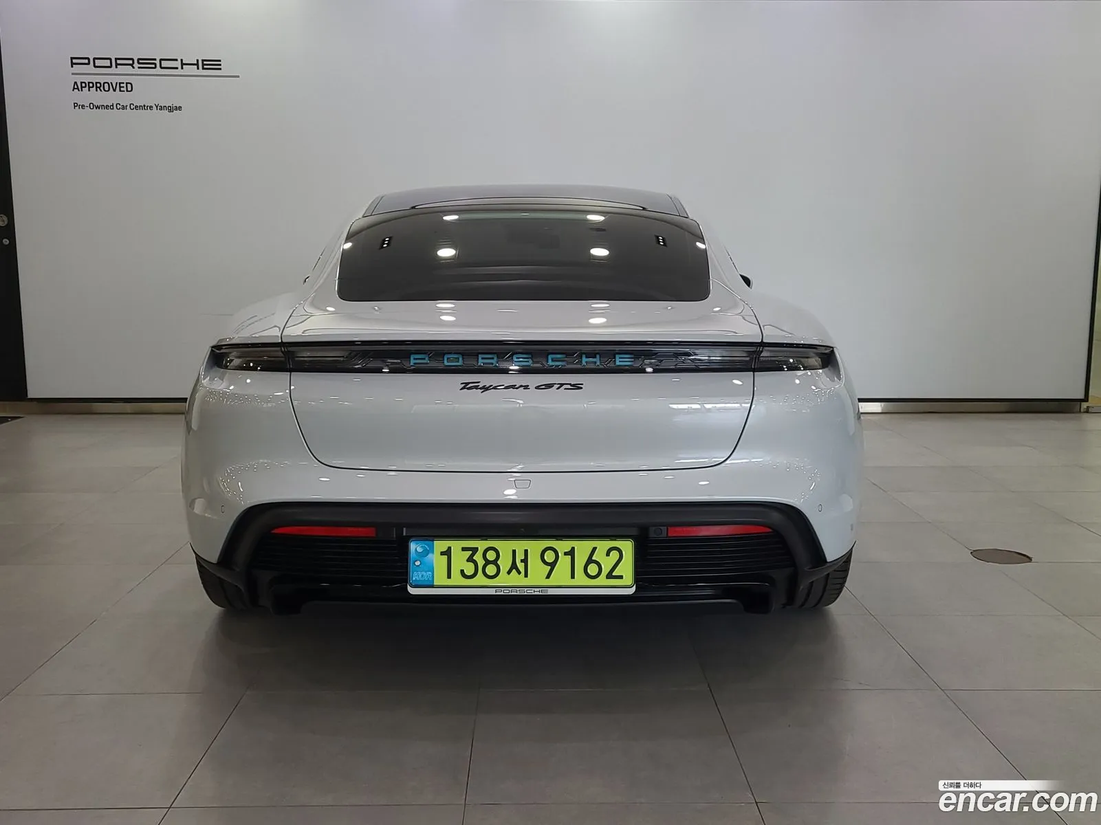 Porsche Taycan 2024 — 8
